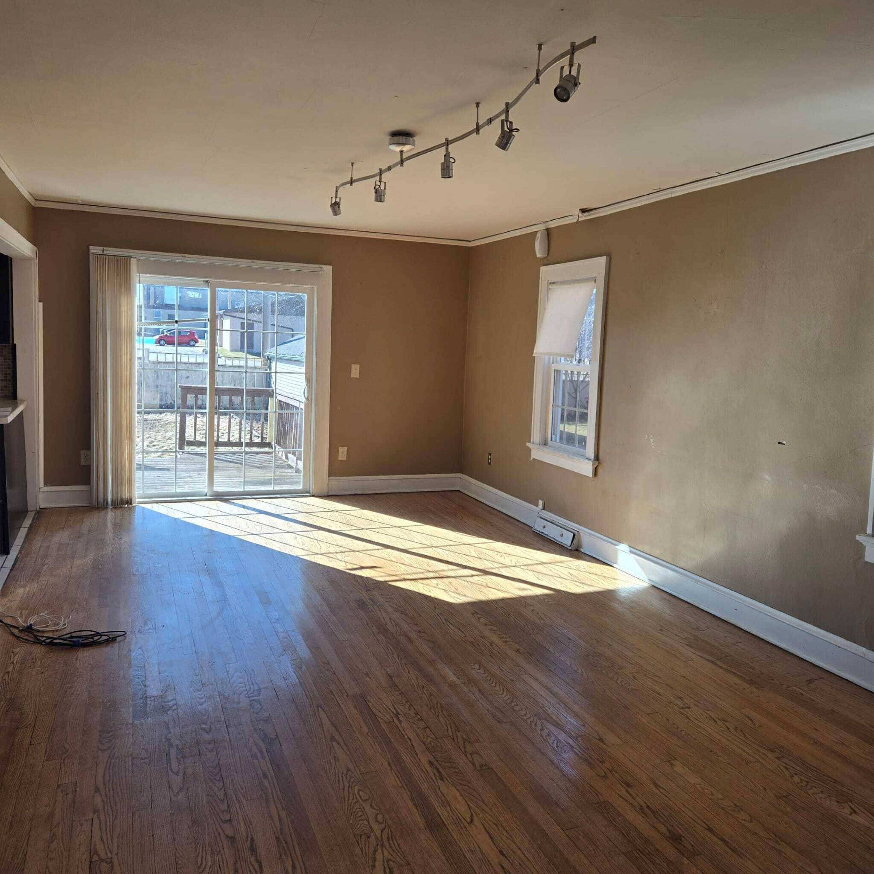 Greenfield, WI 53220,3731 S 56th St