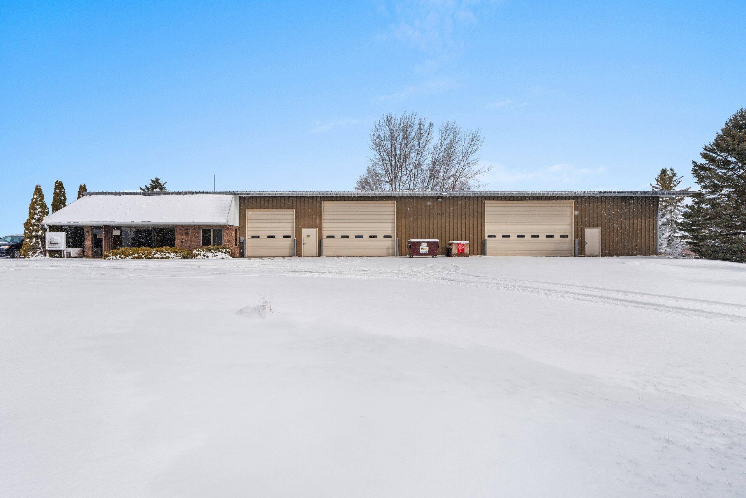 Mishicot, WI 54228,2220 E County Highway V -