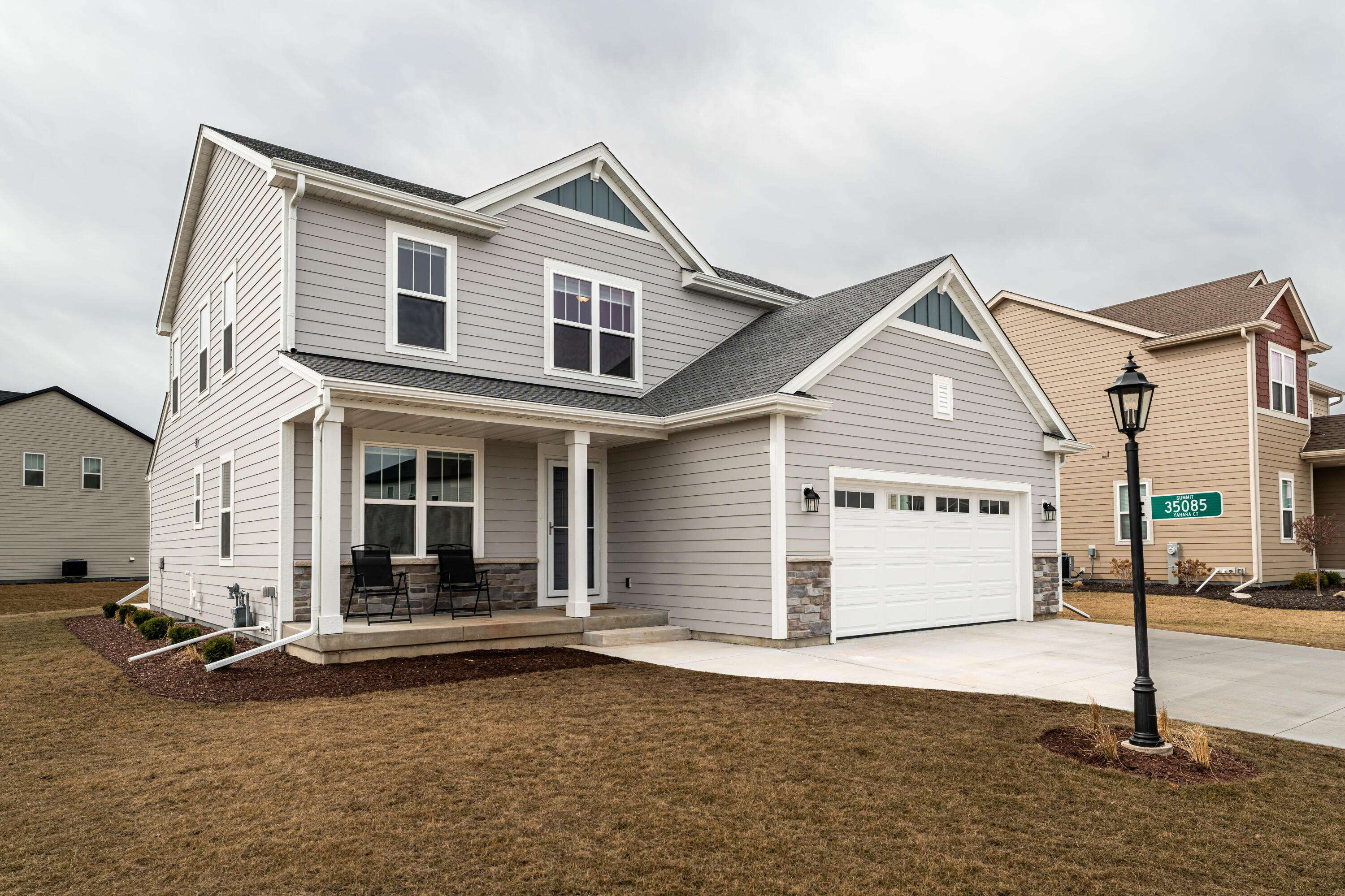 Summit, WI 53066,35085 Yahara Ct