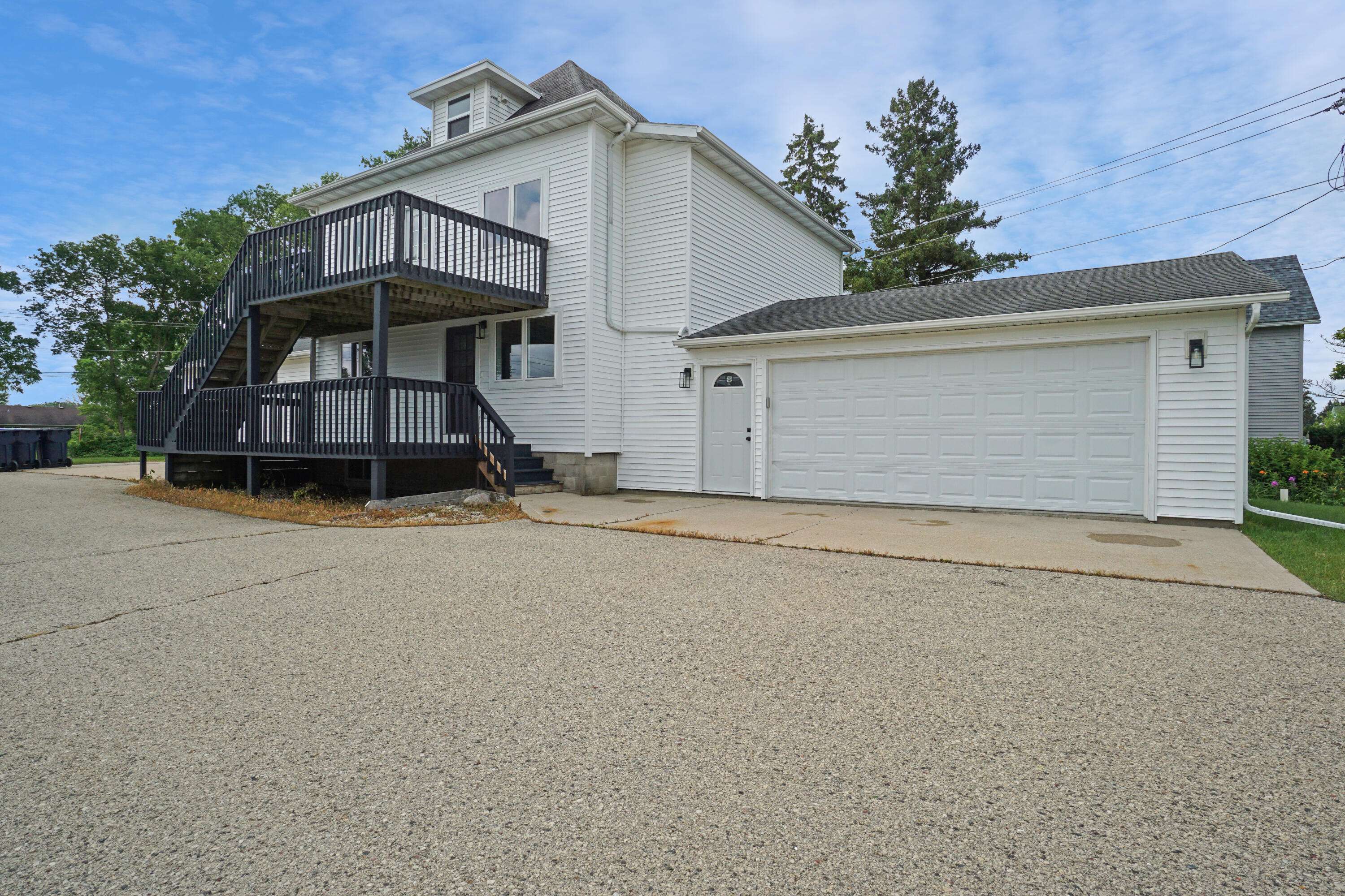 Juneau, WI 53039,306 N Depot St Unit 308