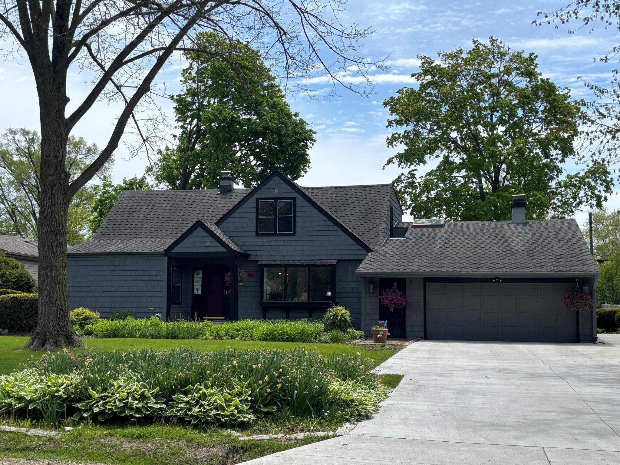 Bayside, WI 53217,433 W Fairy Chasm Rd