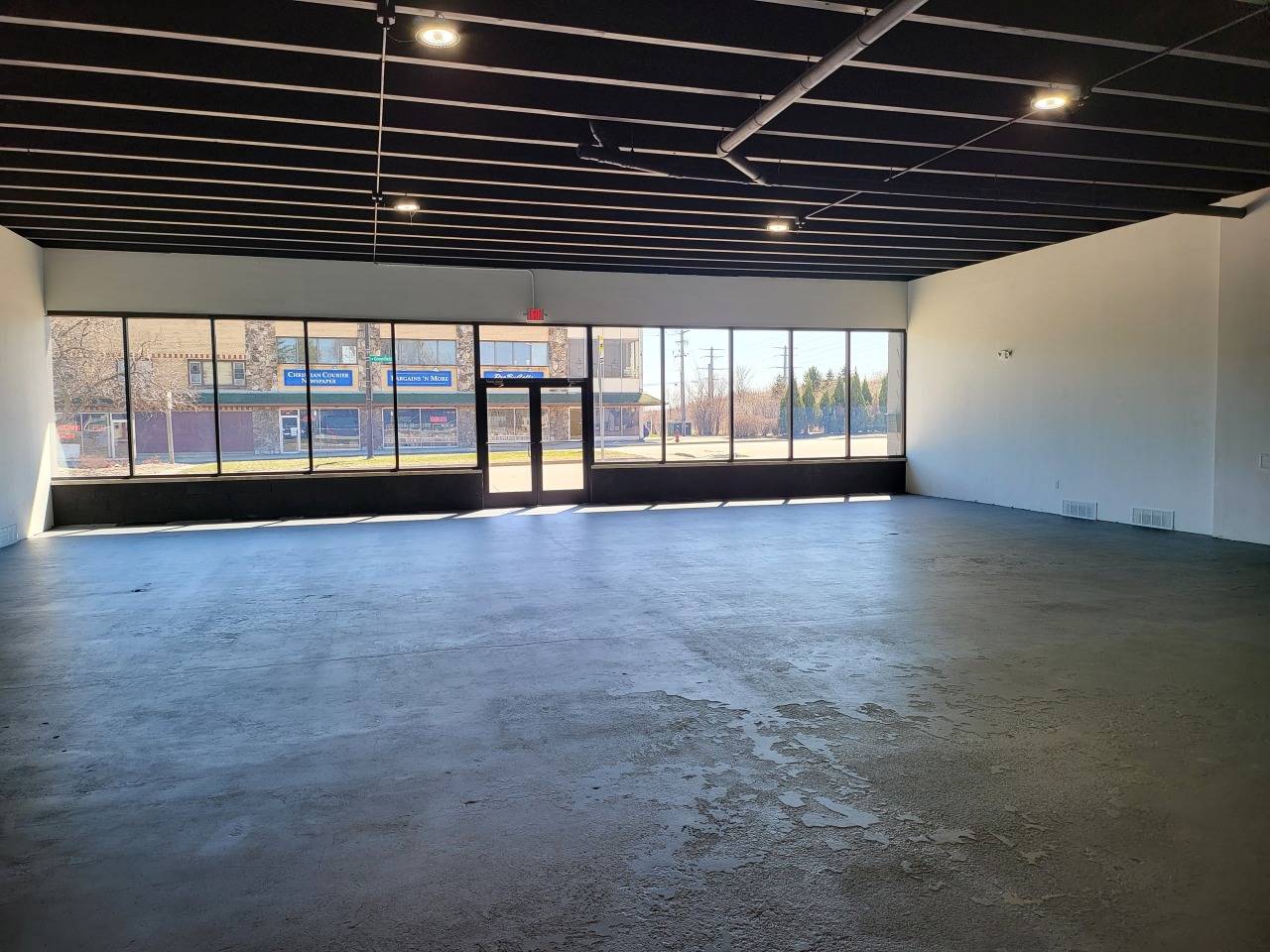 West Allis, WI 53214,9730 W Greenfield Ave