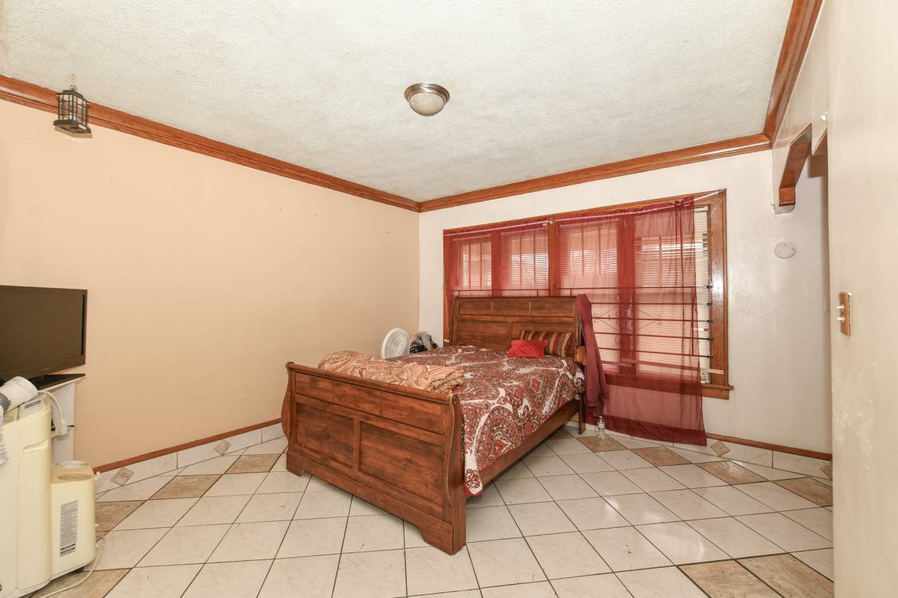Milwaukee, WI 53204,2031 S 7th St