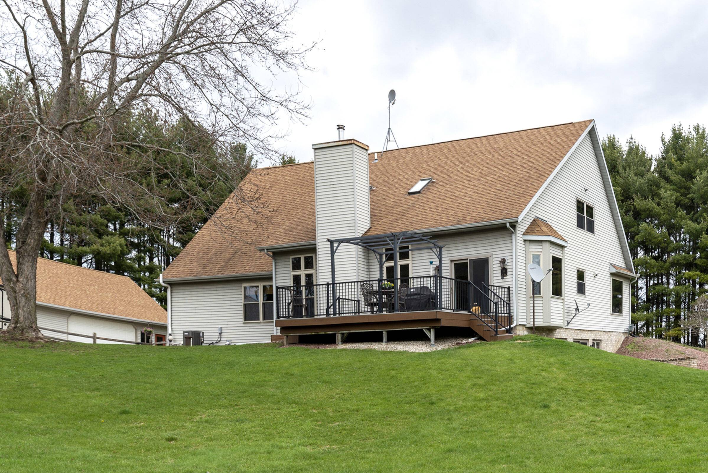 Hartford, WI 53027,6466 St Lawrence Ln