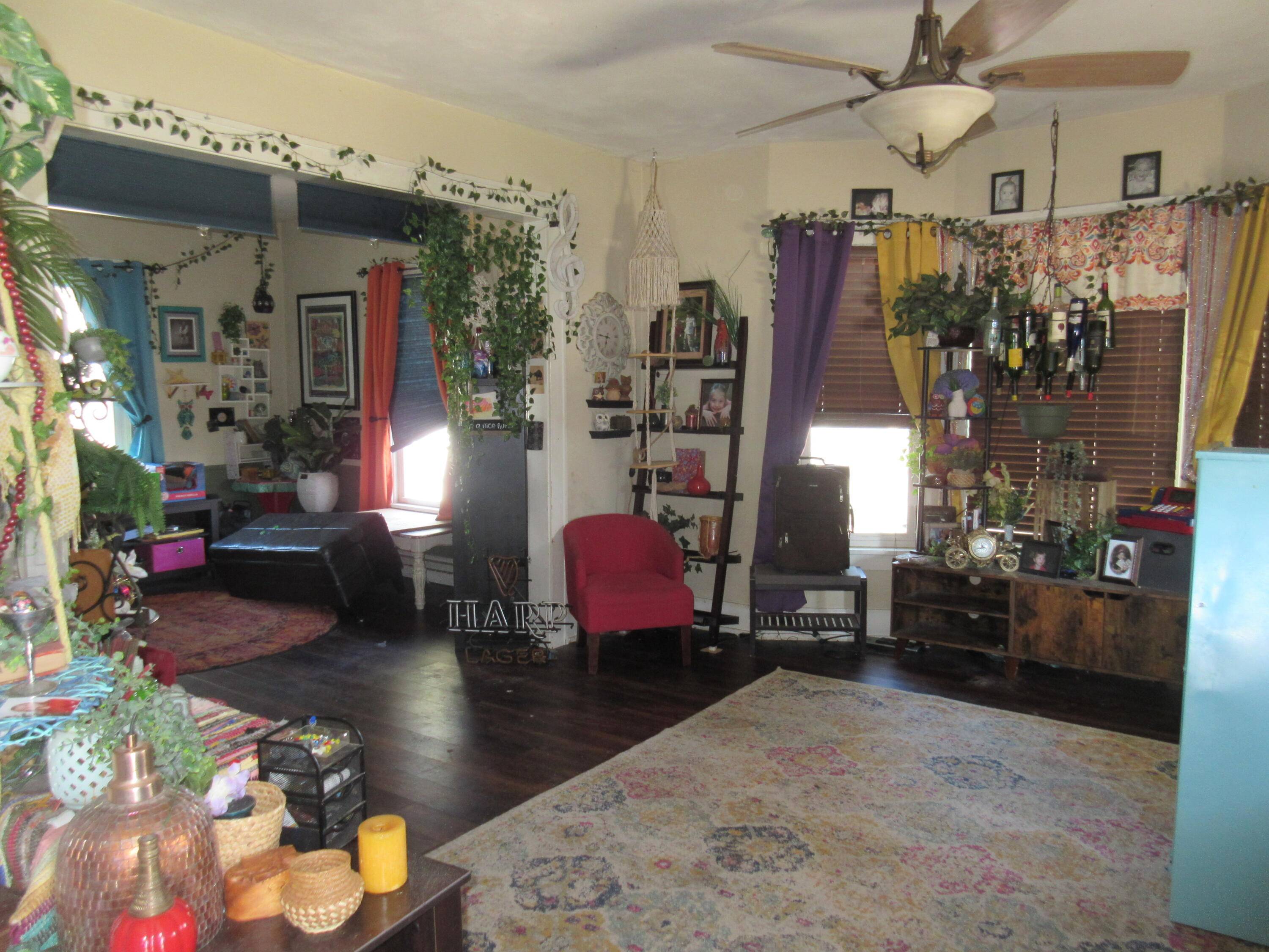 Racine, WI 53403,2710 19th St