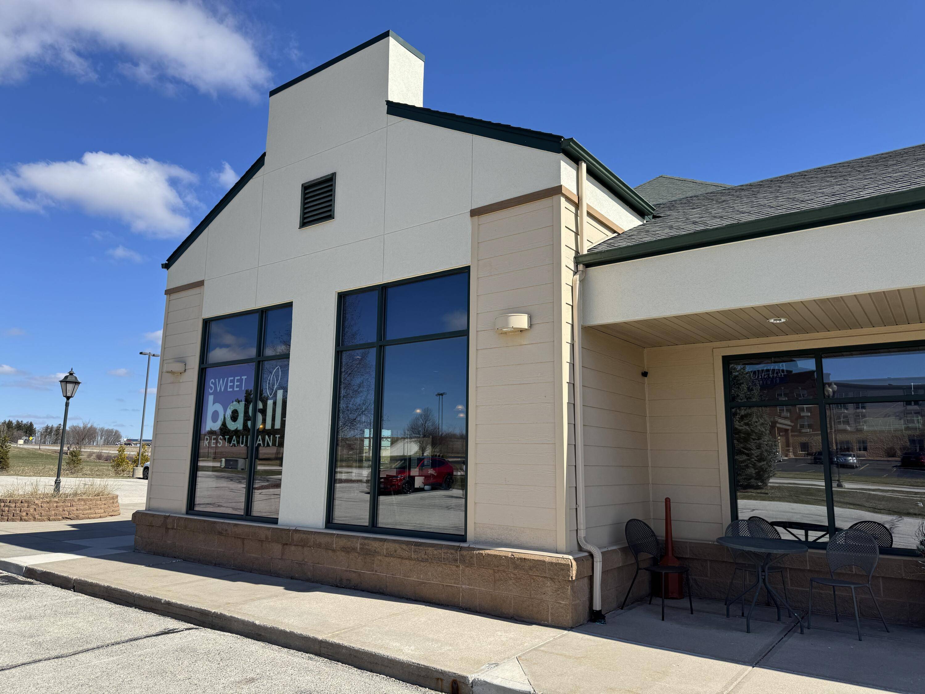 Plymouth, WI 53073,645 Walton Dr Unit 4