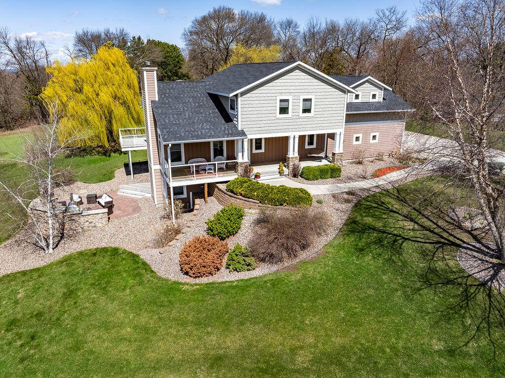 Holland, WI 54636,W8118 Country Ave