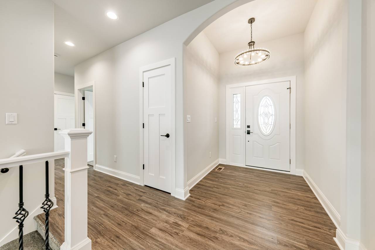 Menomonee Falls, WI 53051,N55W19319 Red Crown Ln