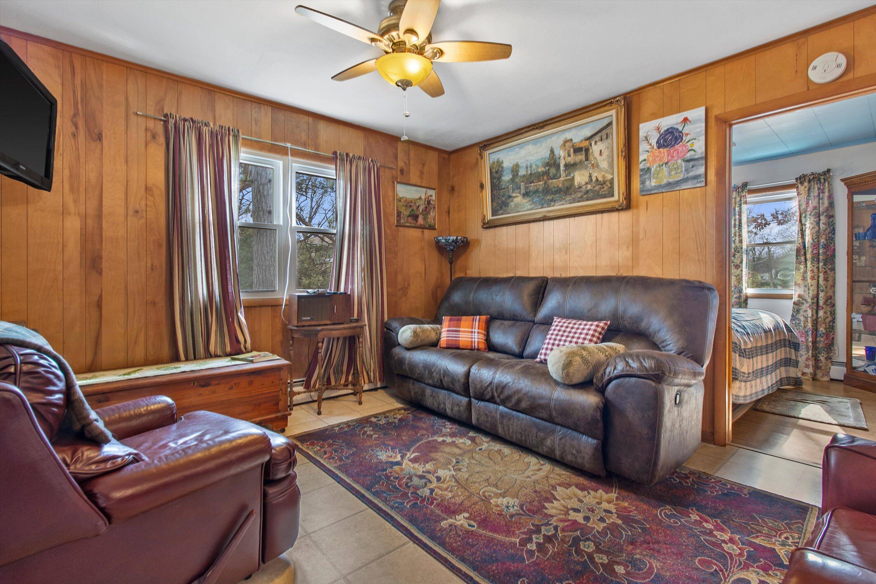 Geneva, WI 53147,W3724 Washington Dr