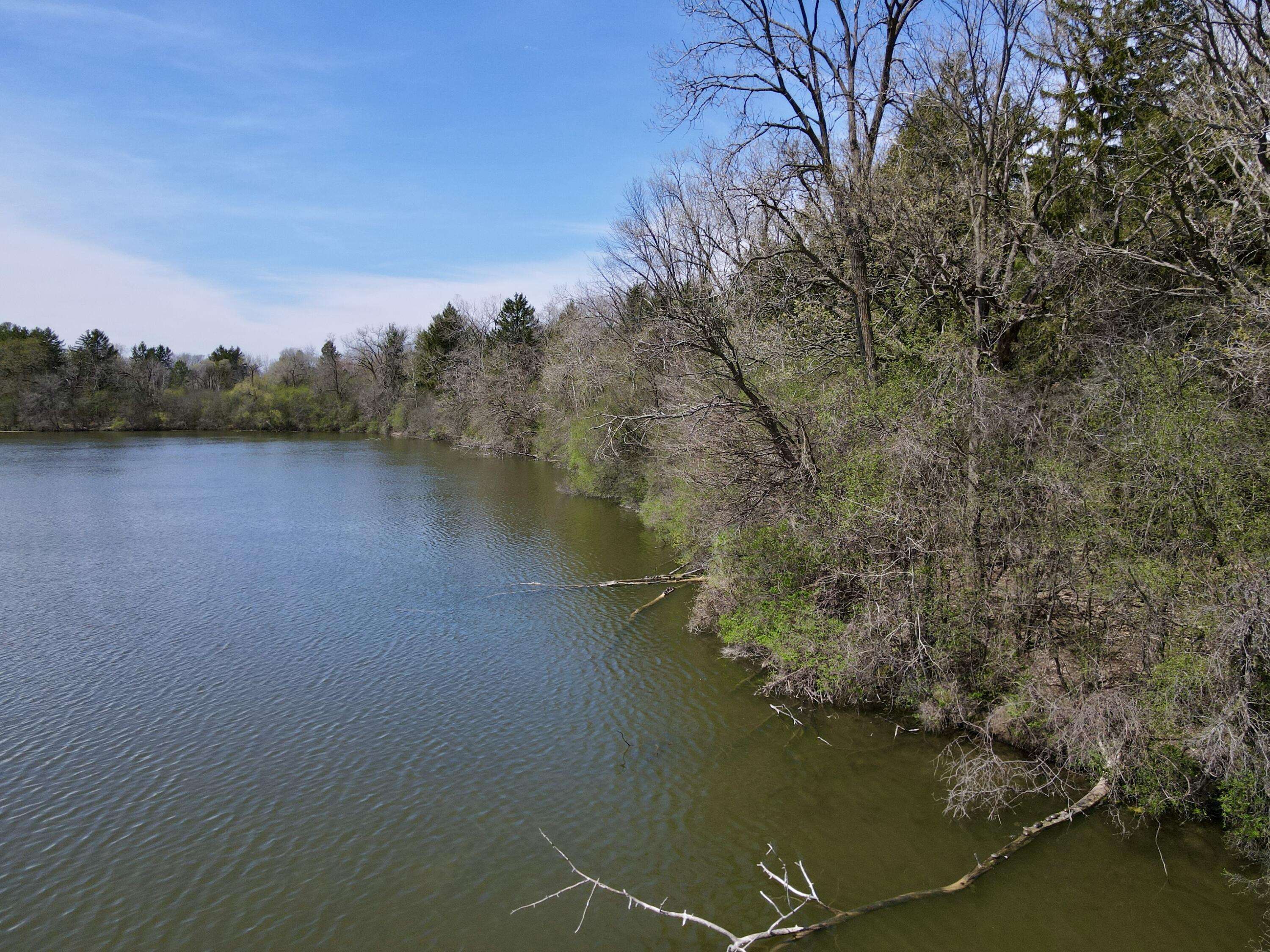 Dousman, WI 53118,Lt2 Wolf Dr