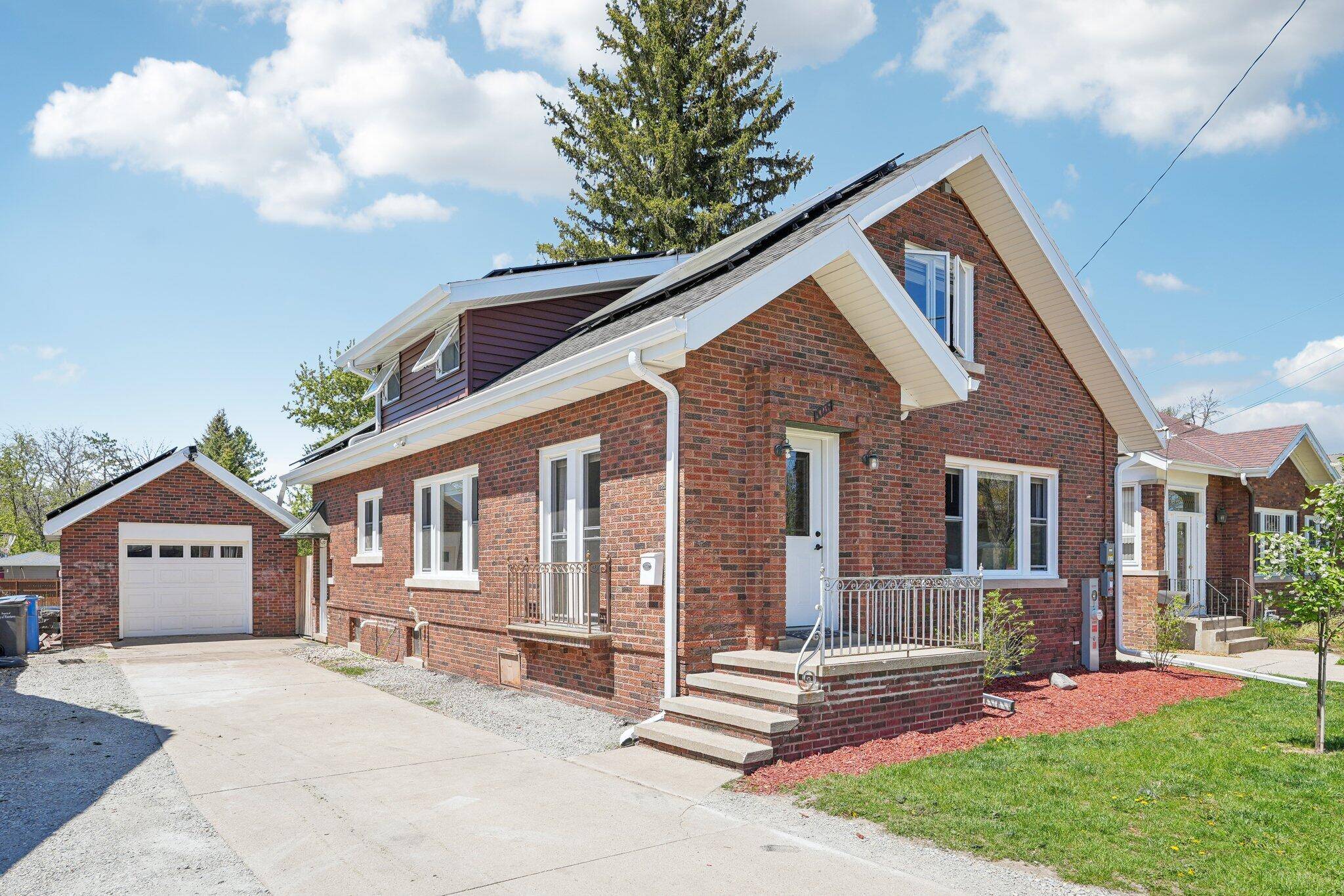 Watertown, WI 53094,506 Dewey Ave