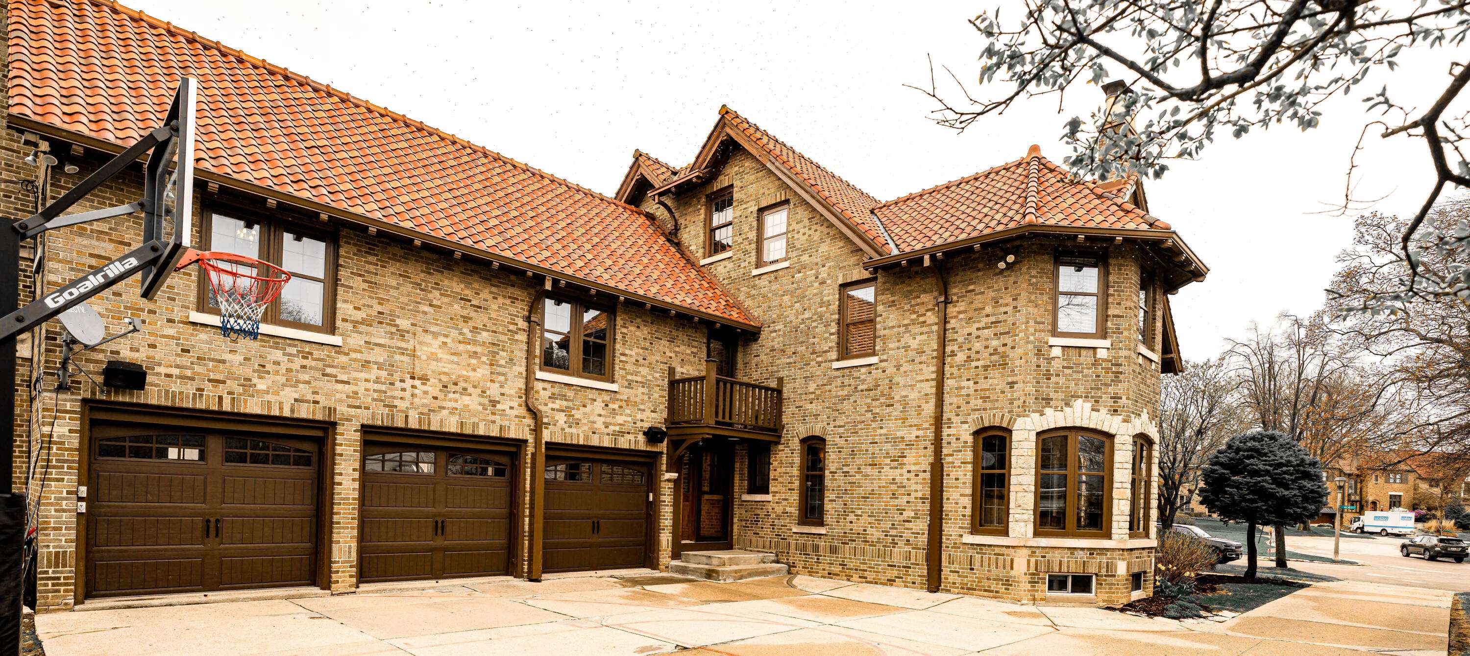 Shorewood, WI 53211,2724 E Menlo Blvd