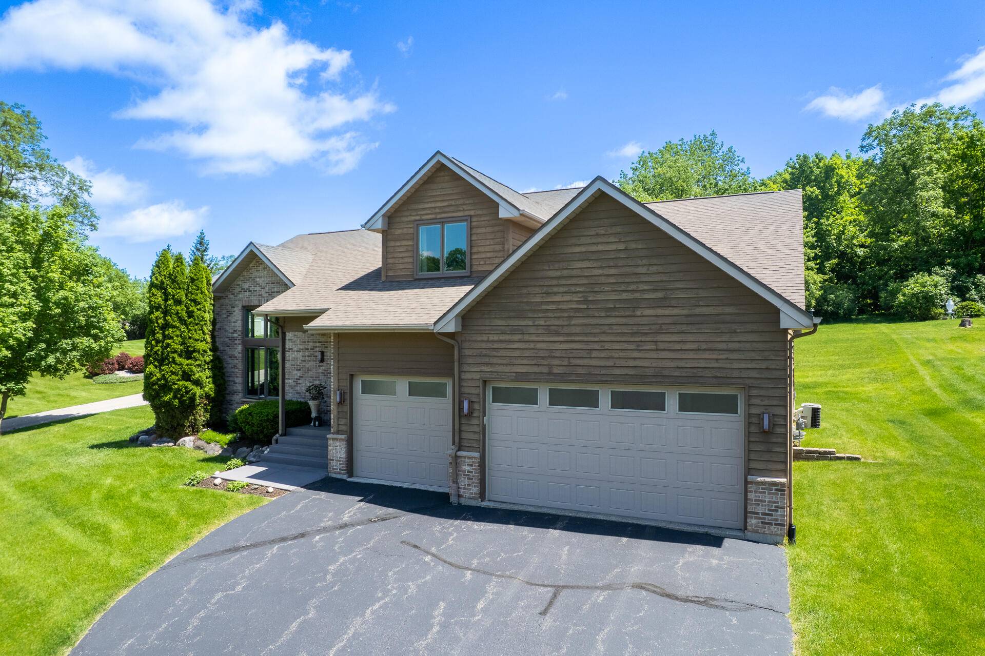 Lake Geneva, WI 53147,1255 Edgewood Dr