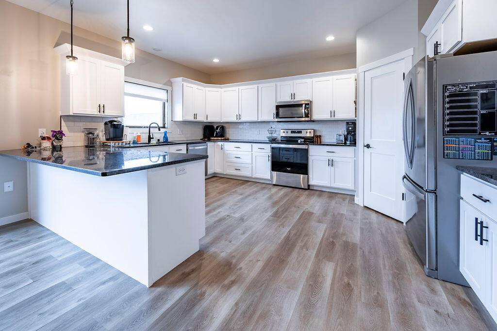 Holmen, WI 54636,638 Silver Dr