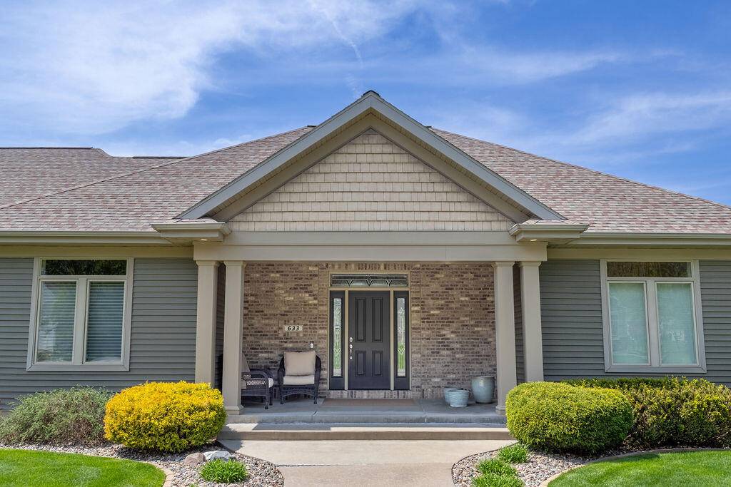 Onalaska, WI 54650,633 Stonebridge Ave