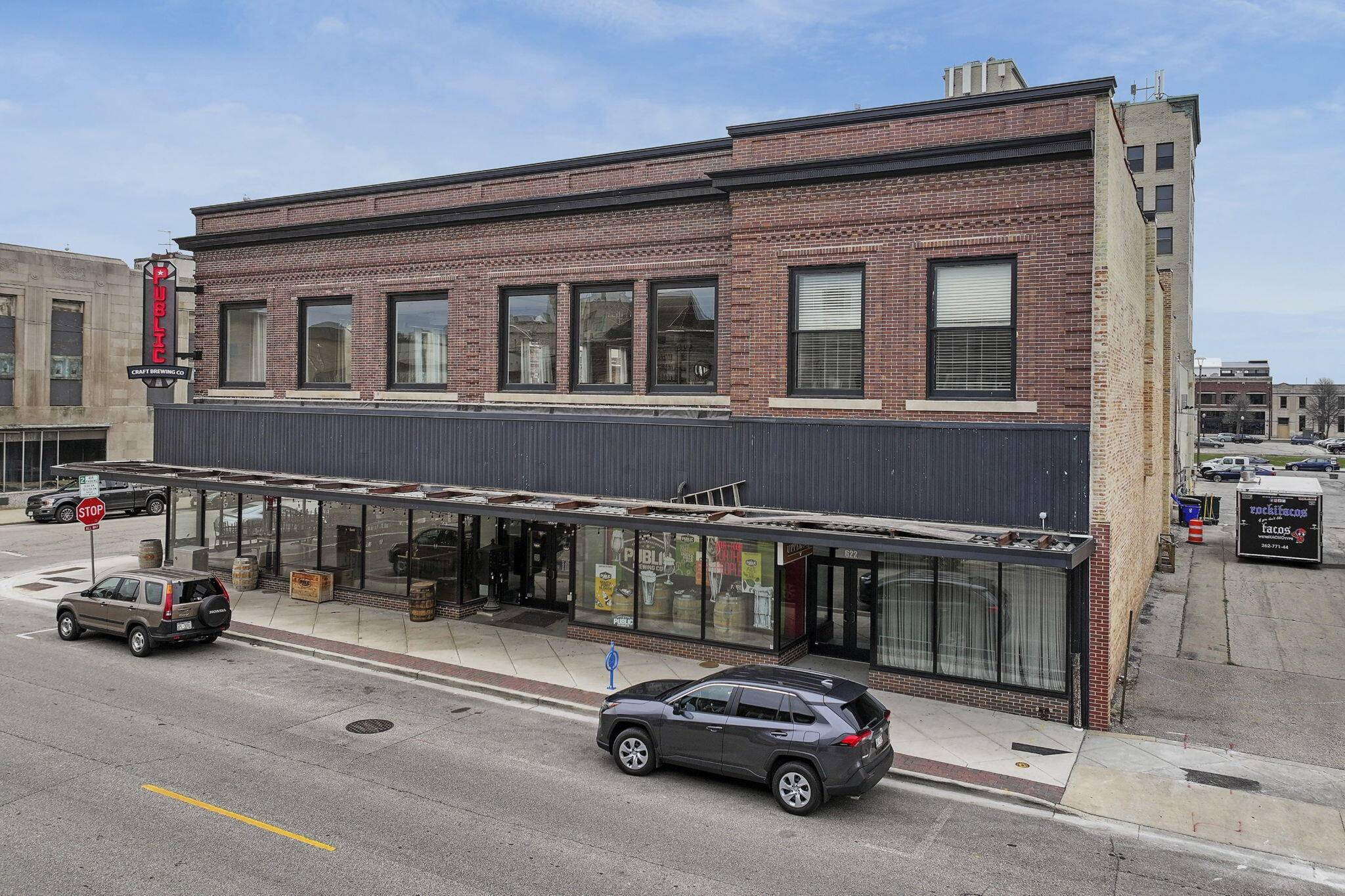 Kenosha, WI 53140,622 58th St