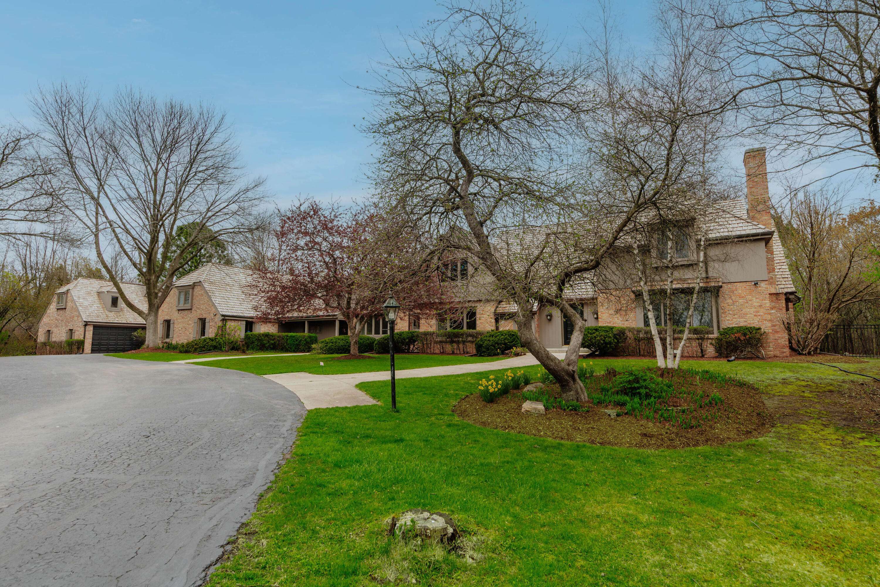 River Hills, WI 53217,9320 N Valley Hill Rd