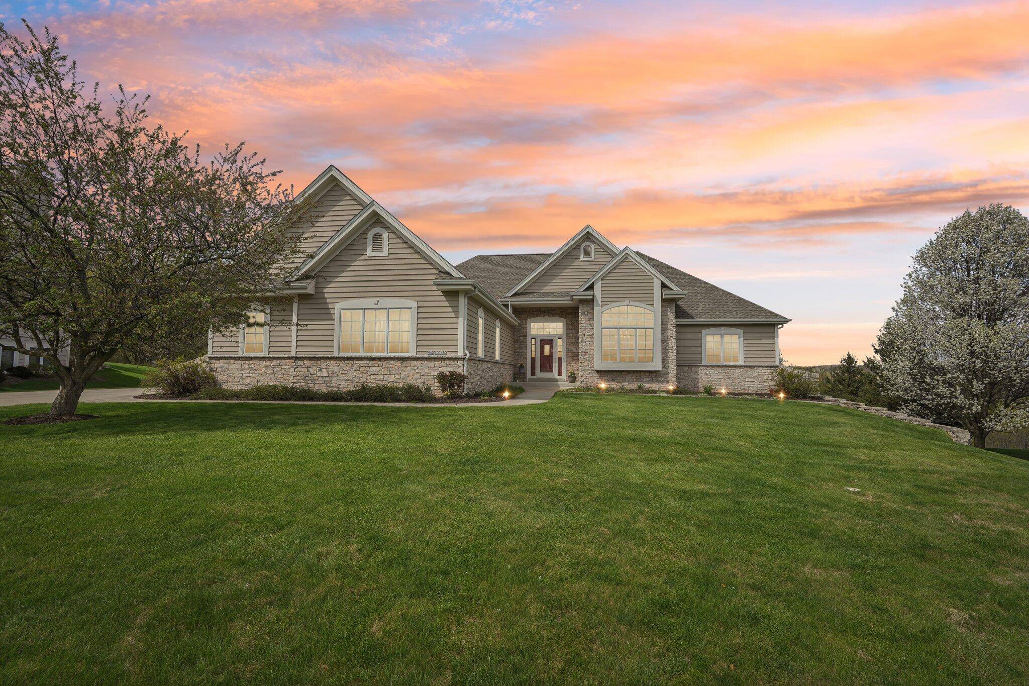 Delafield, WI 53072,N43W29150 Prairie Wind Cir N