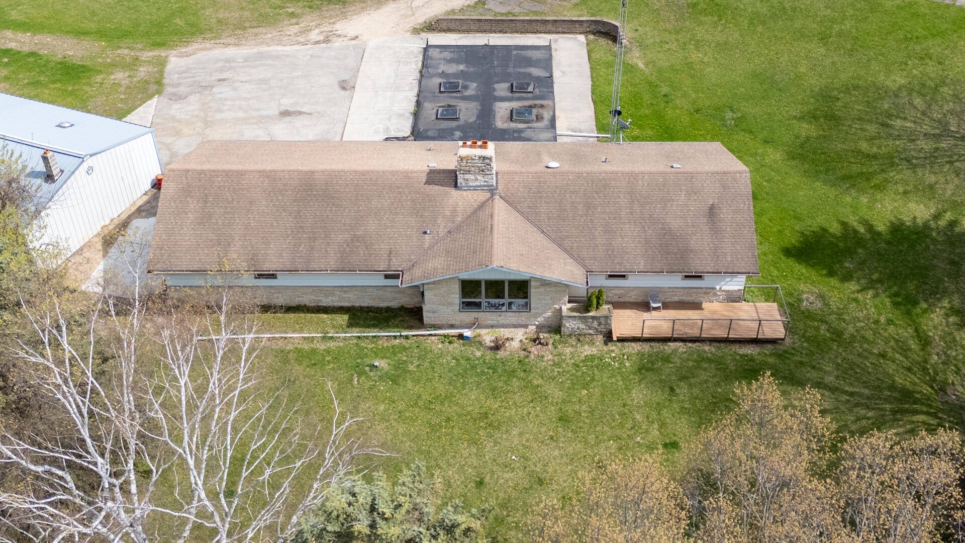 Erin, WI 53027,1190 Shamrock Ct