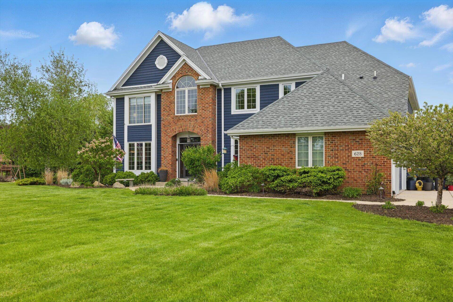 Summit, WI 53066,628 Sedge Meadow Ct