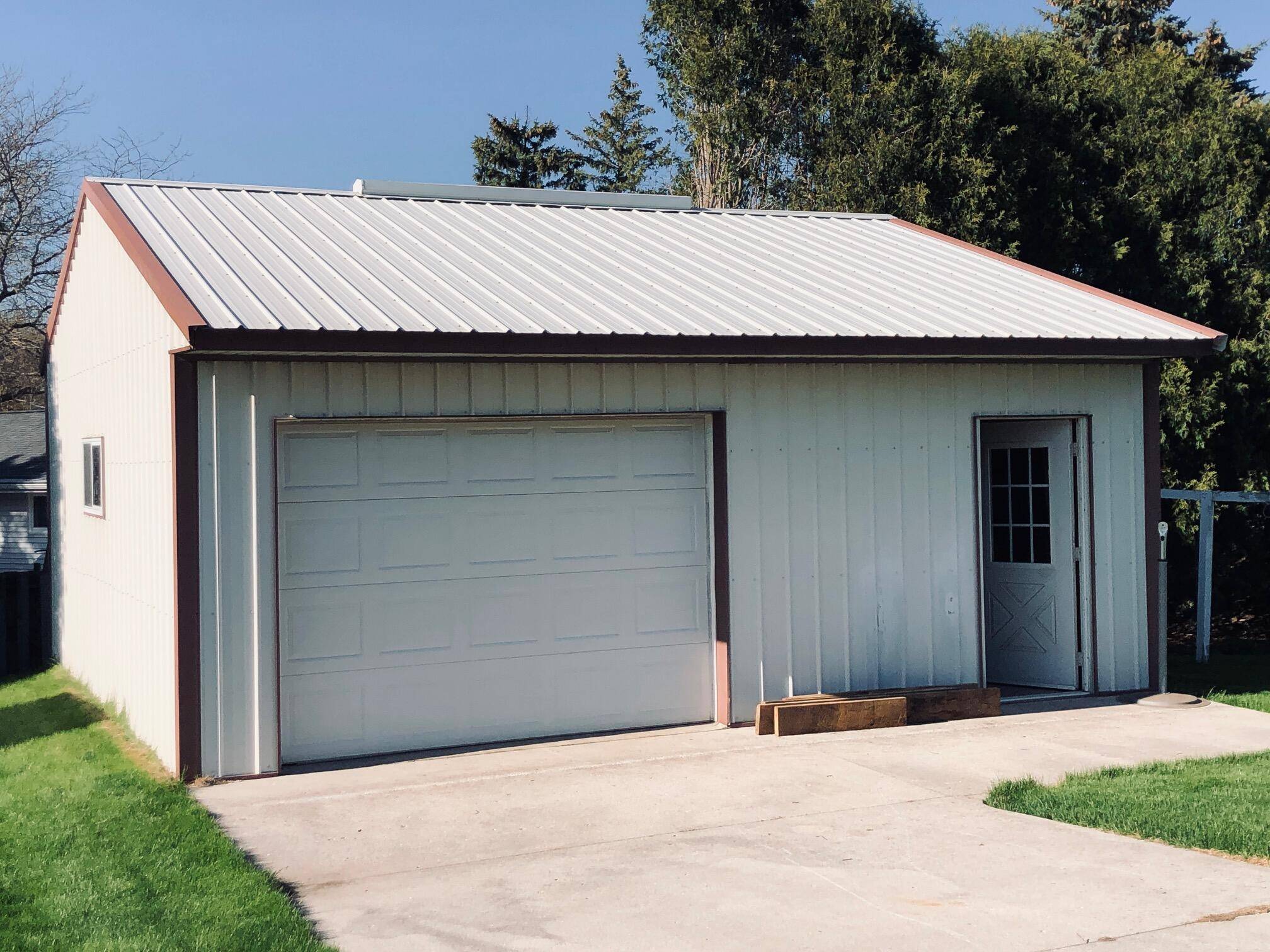 Howards Grove, WI 53083,508 Roosevelt Ave