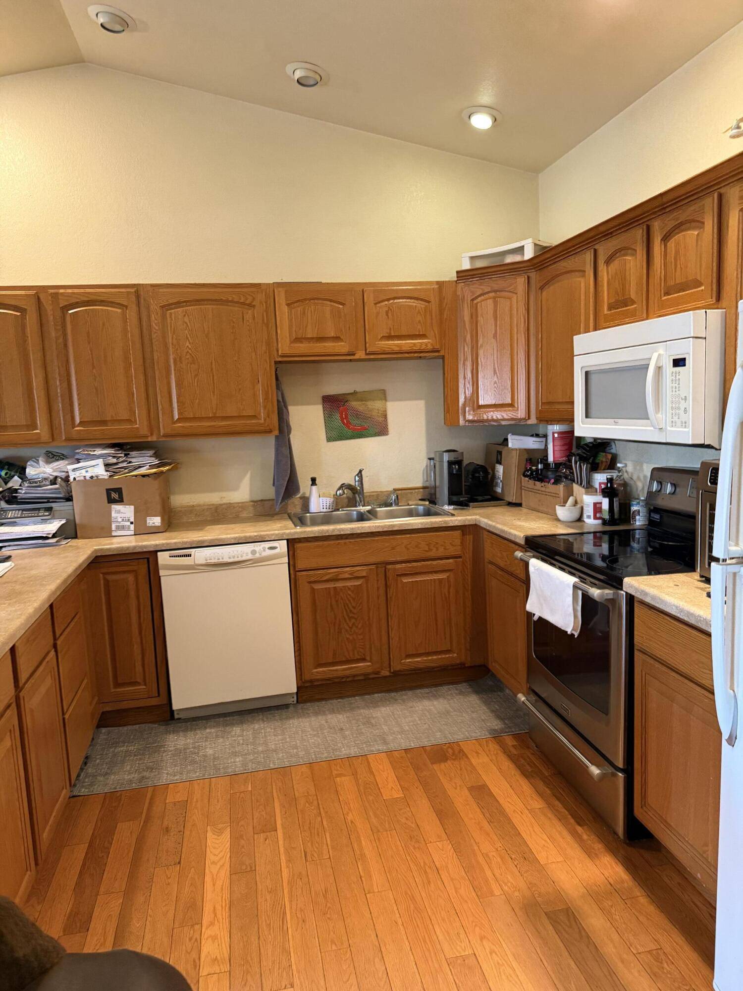 Campbell, WI 54603,422 Callaway Blvd