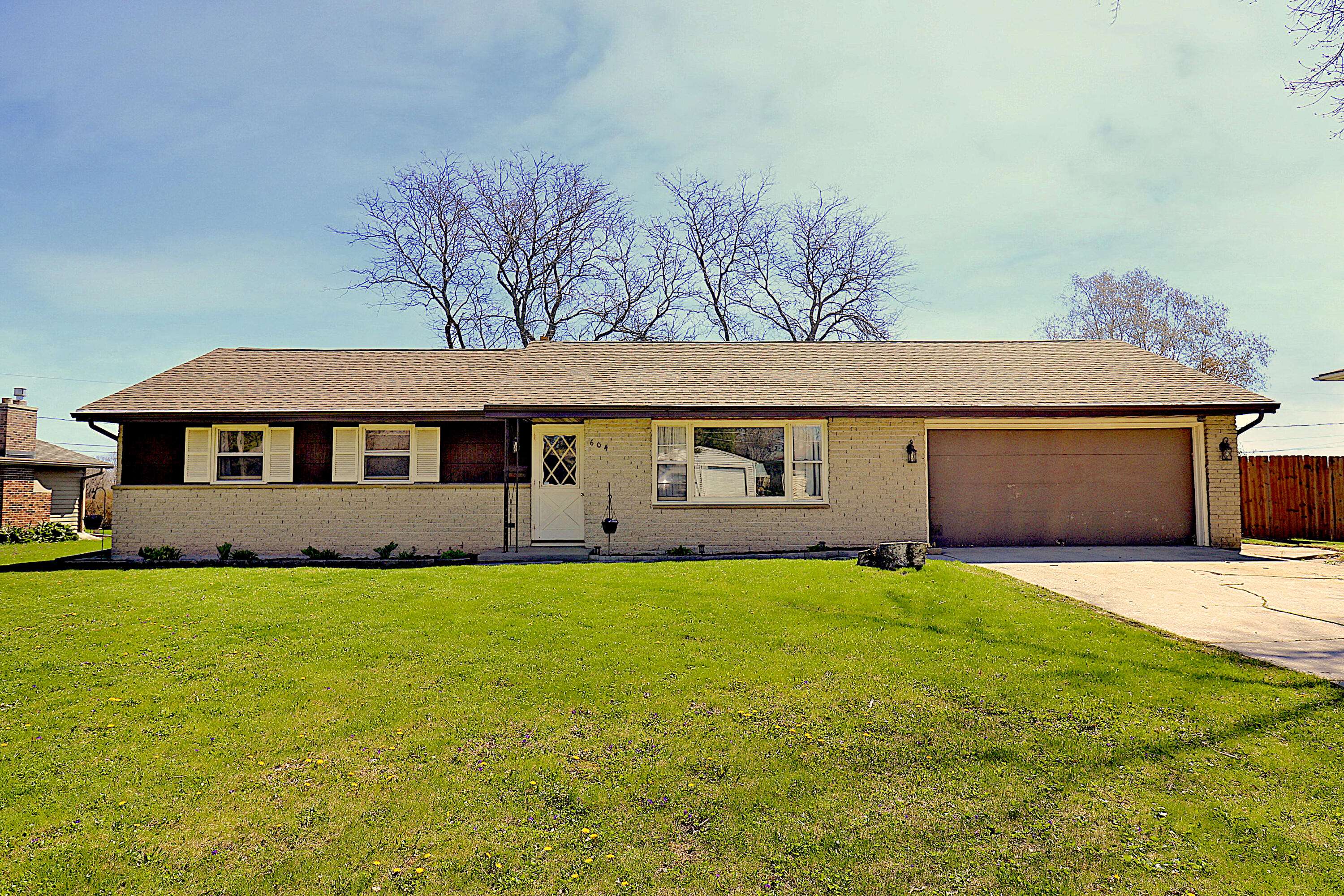 Sheboygan Falls, WI 53085,604 Meadow Ln