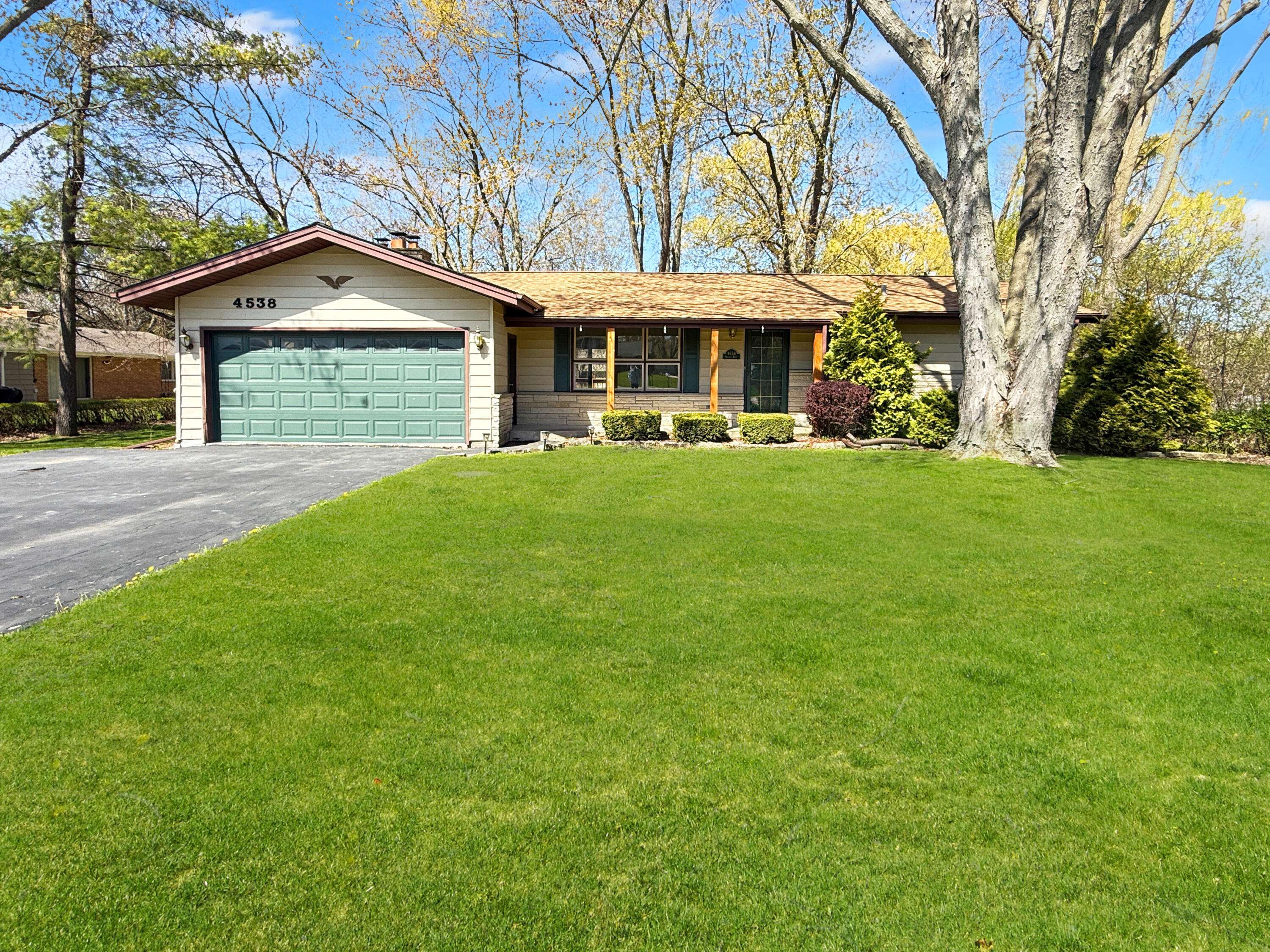 Caledonia, WI 53405,4538 Oakdale Dr