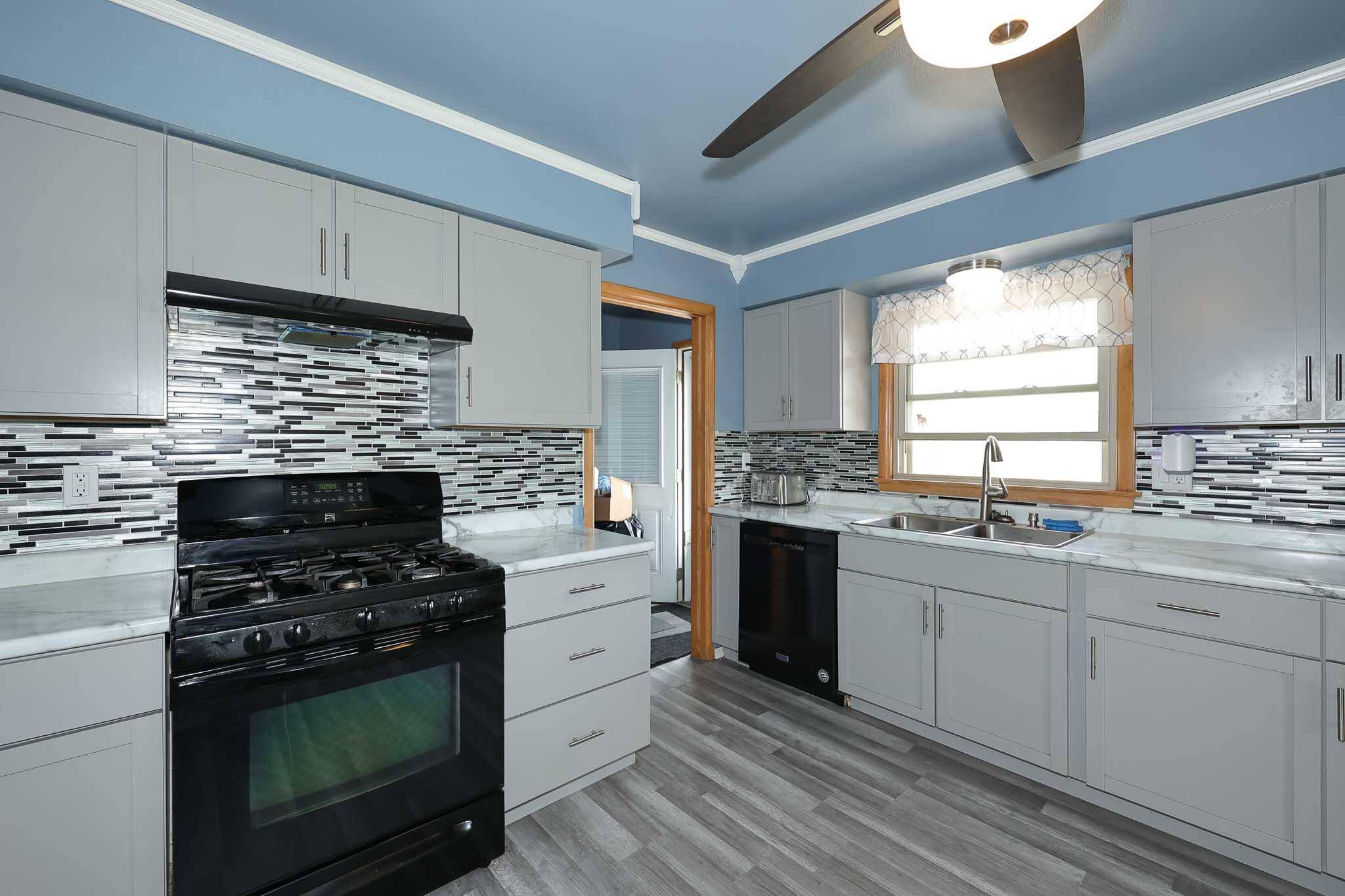 Menomonee Falls, WI 53051,N87W15042 Rozanne Dr