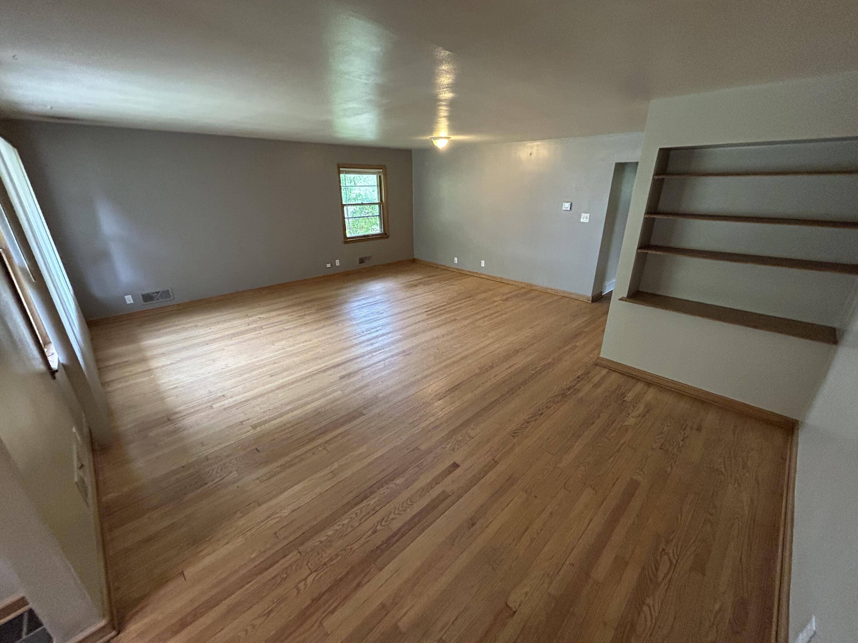 Wauwatosa, WI 53222,10302 W Sunset Ave