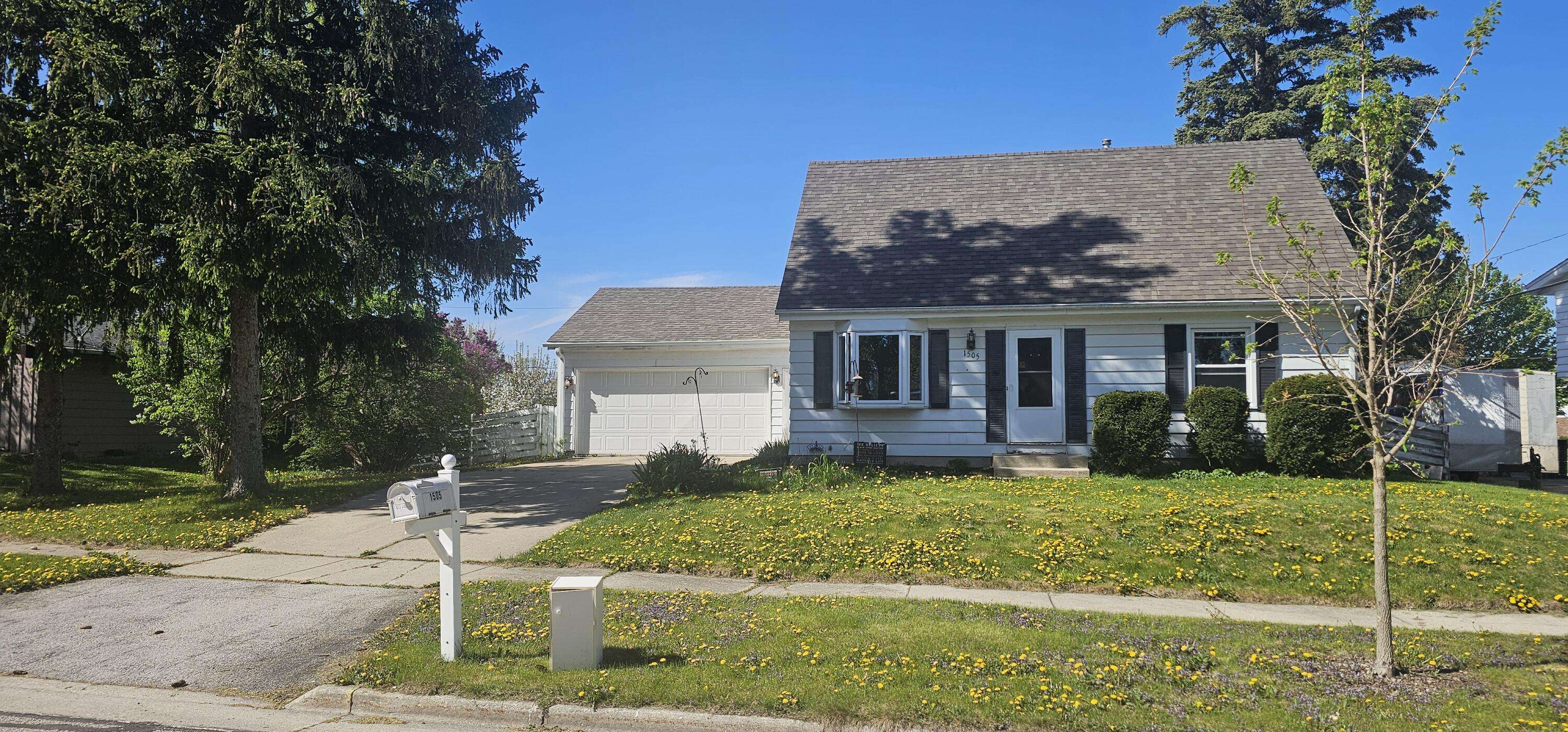 Waukesha, WI 53186,1505 Tomahawk Ln