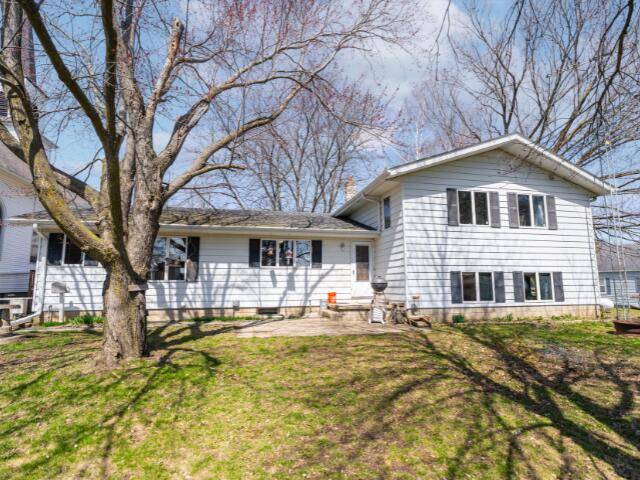 Osceola, WI 53010,W498 S Elm St