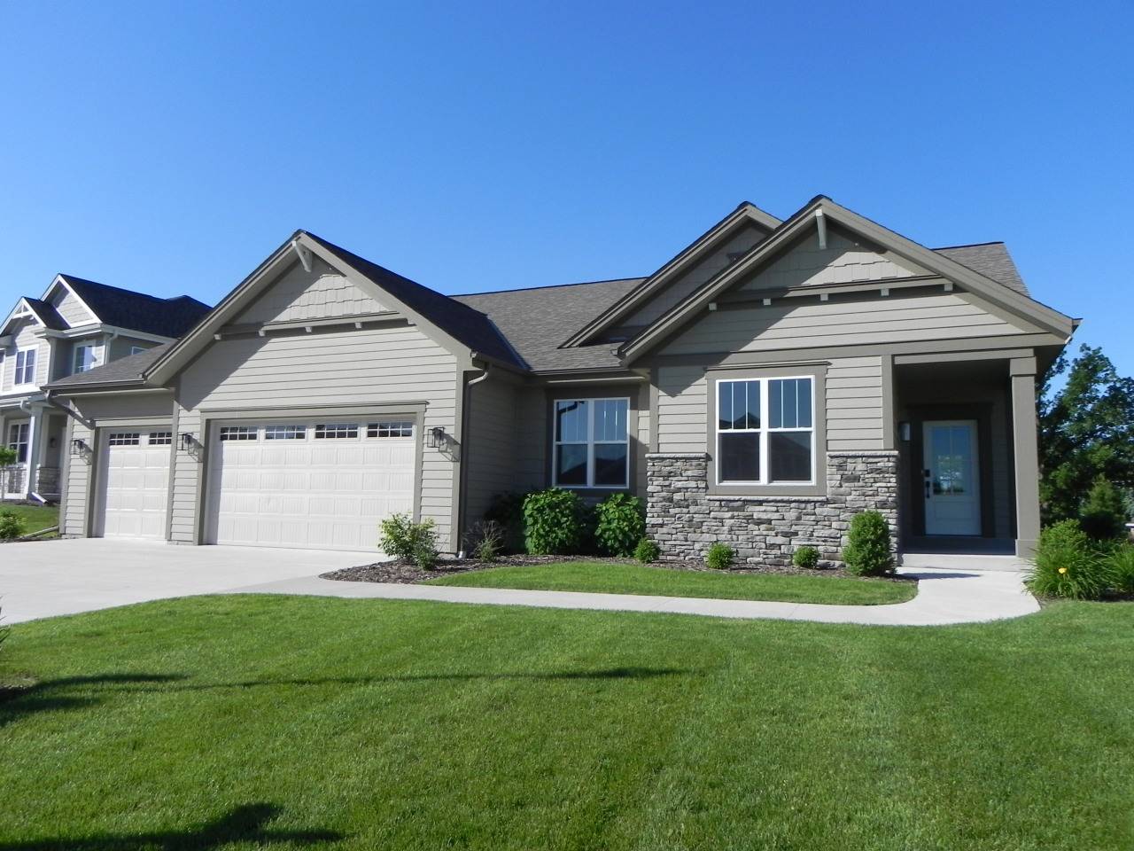 Waukesha, WI 53189,S54W25503 Pebble Brook Ct