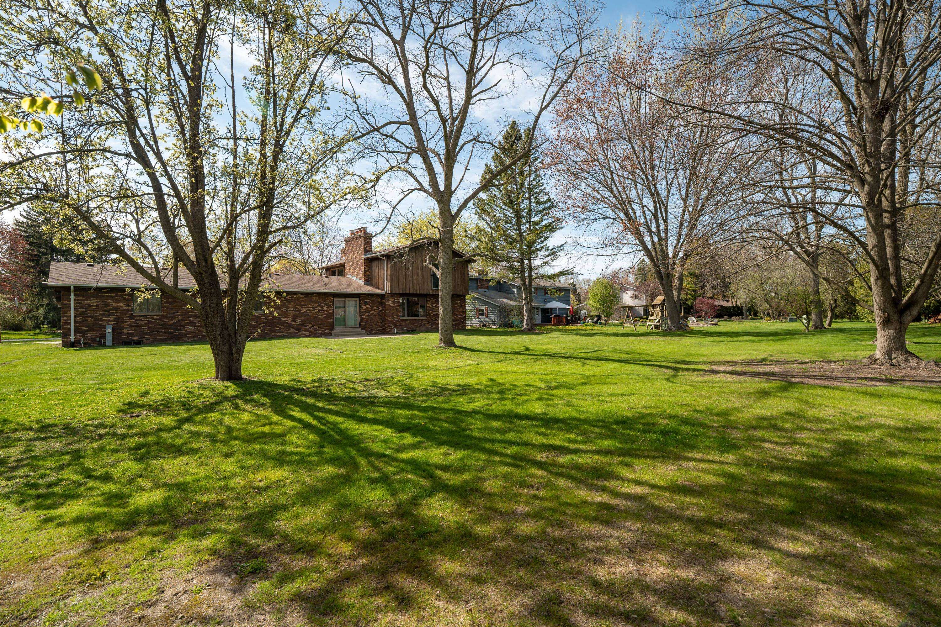 Wind Point, WI 53402,9 Sandalwood Ct