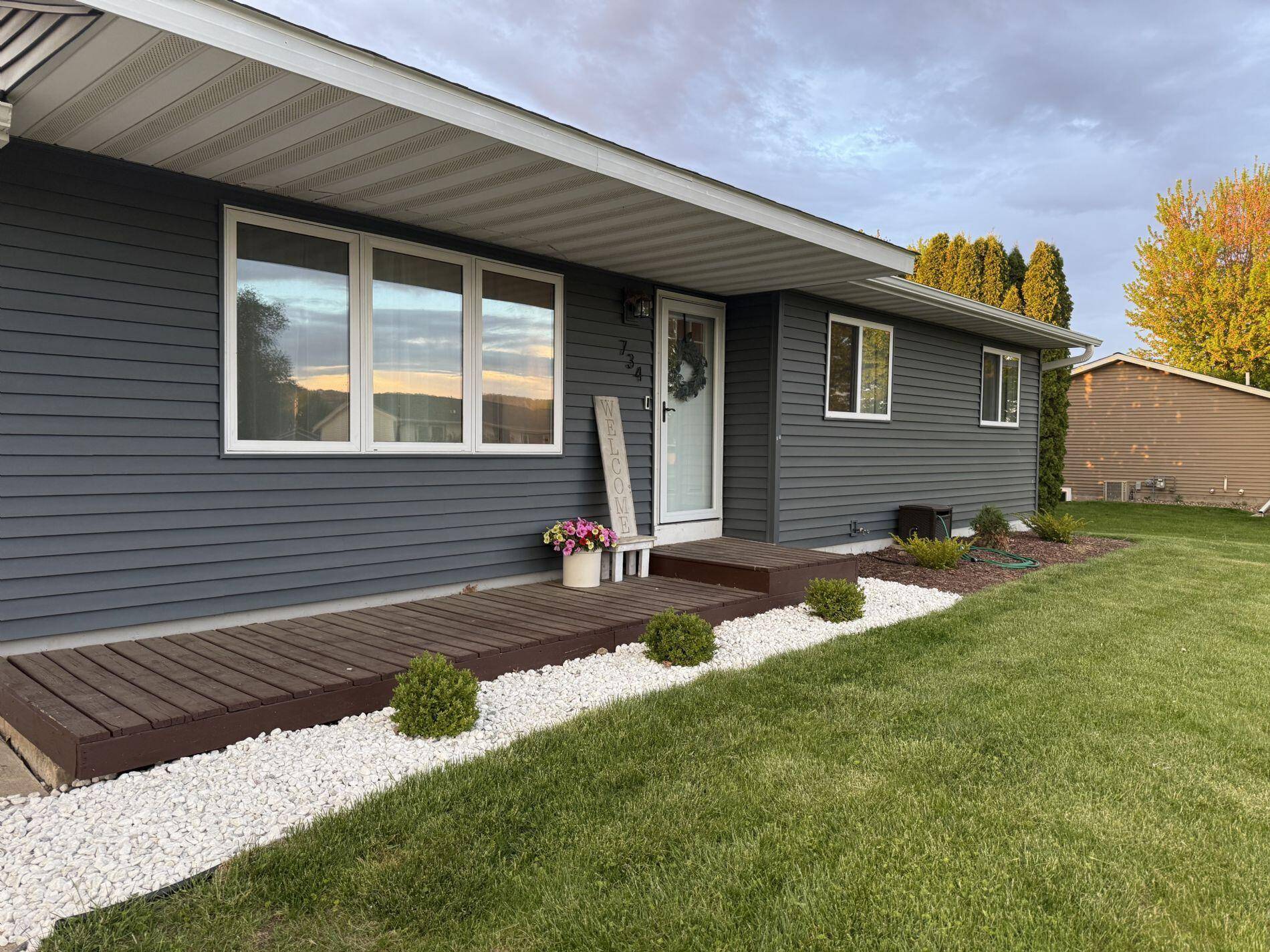 West Salem, WI 54669,734 Rays Pl