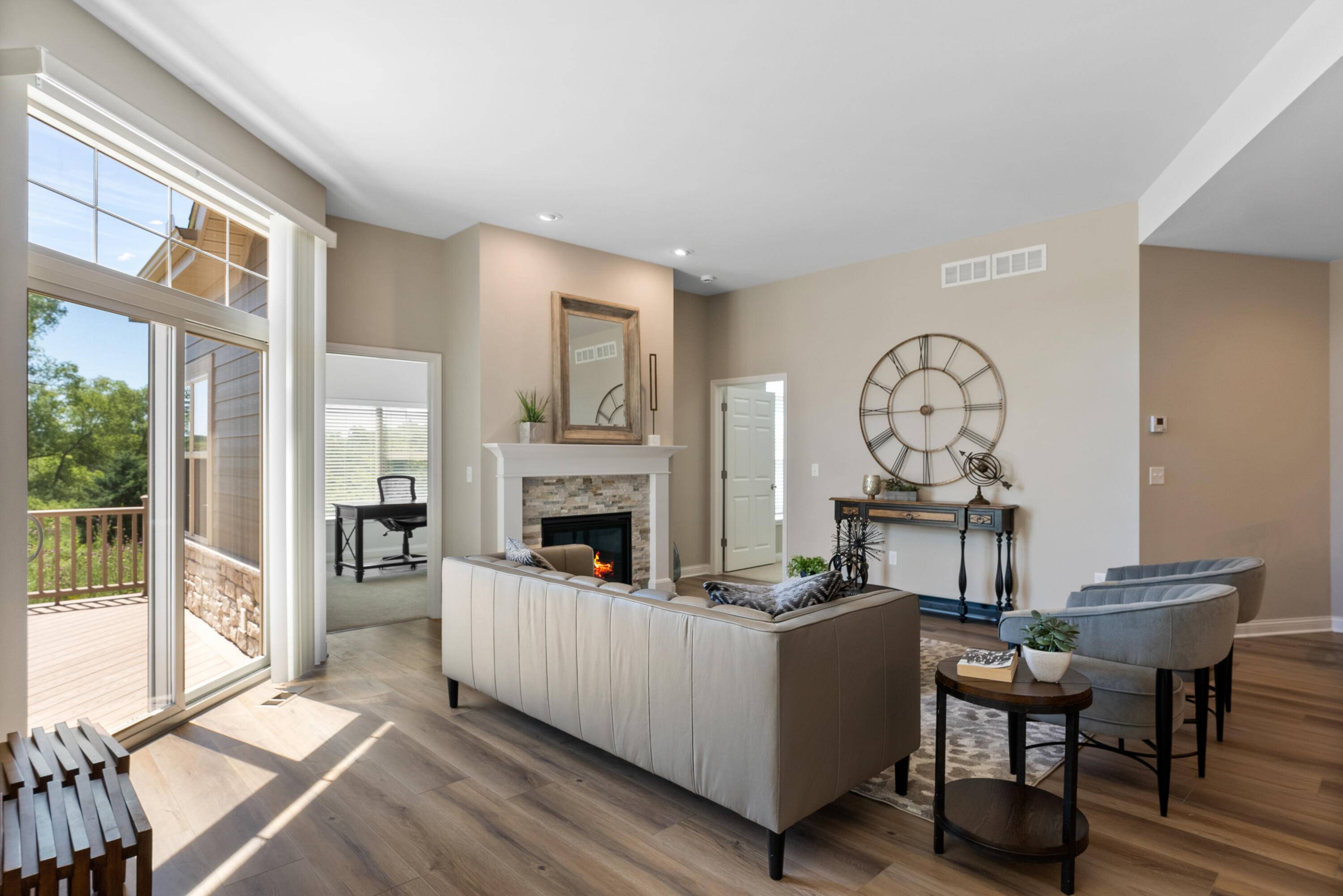 Waukesha, WI 53189,424 Standing Stone Dr Unit 9-17