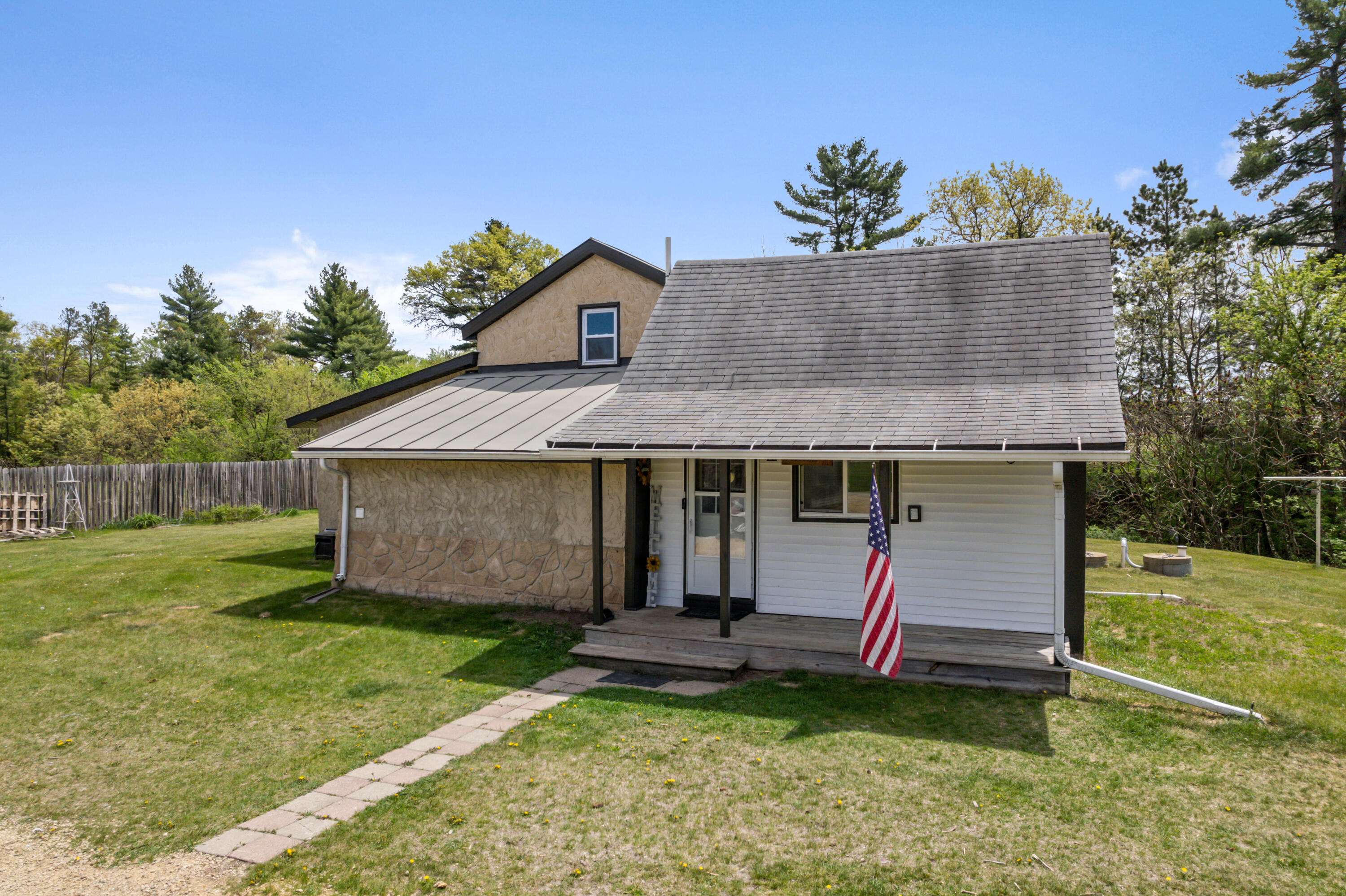 Farmington, WI 54642,N9586 State Road 108 -
