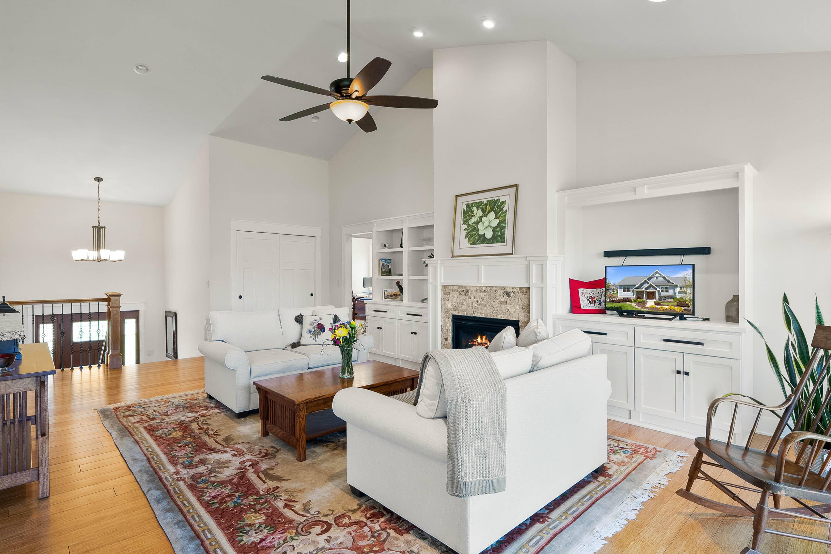 Geneva, WI 53147,1387 Wilmington Way Unit 3-34
