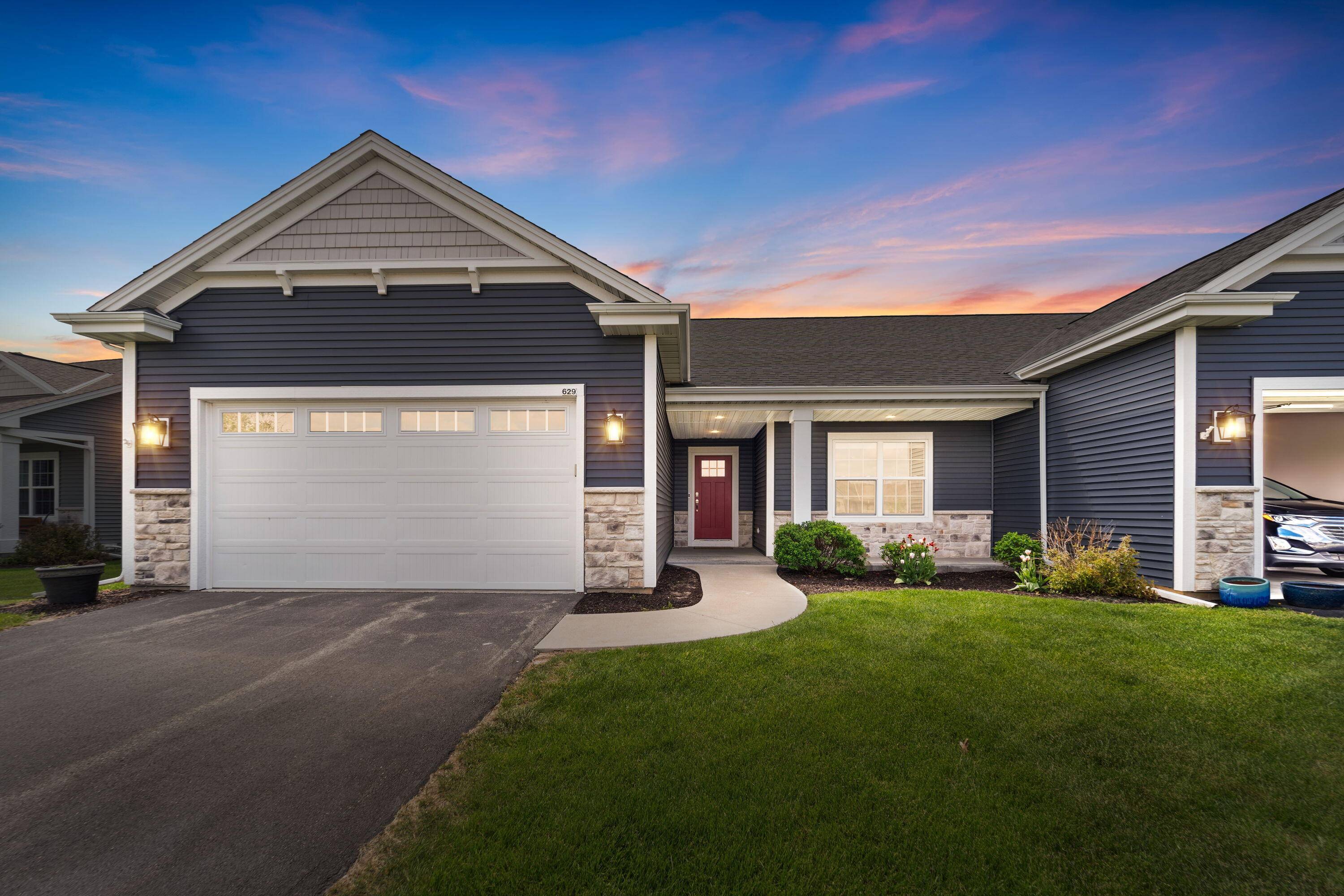Waterford, WI 53185,629 Annecy Park Cir