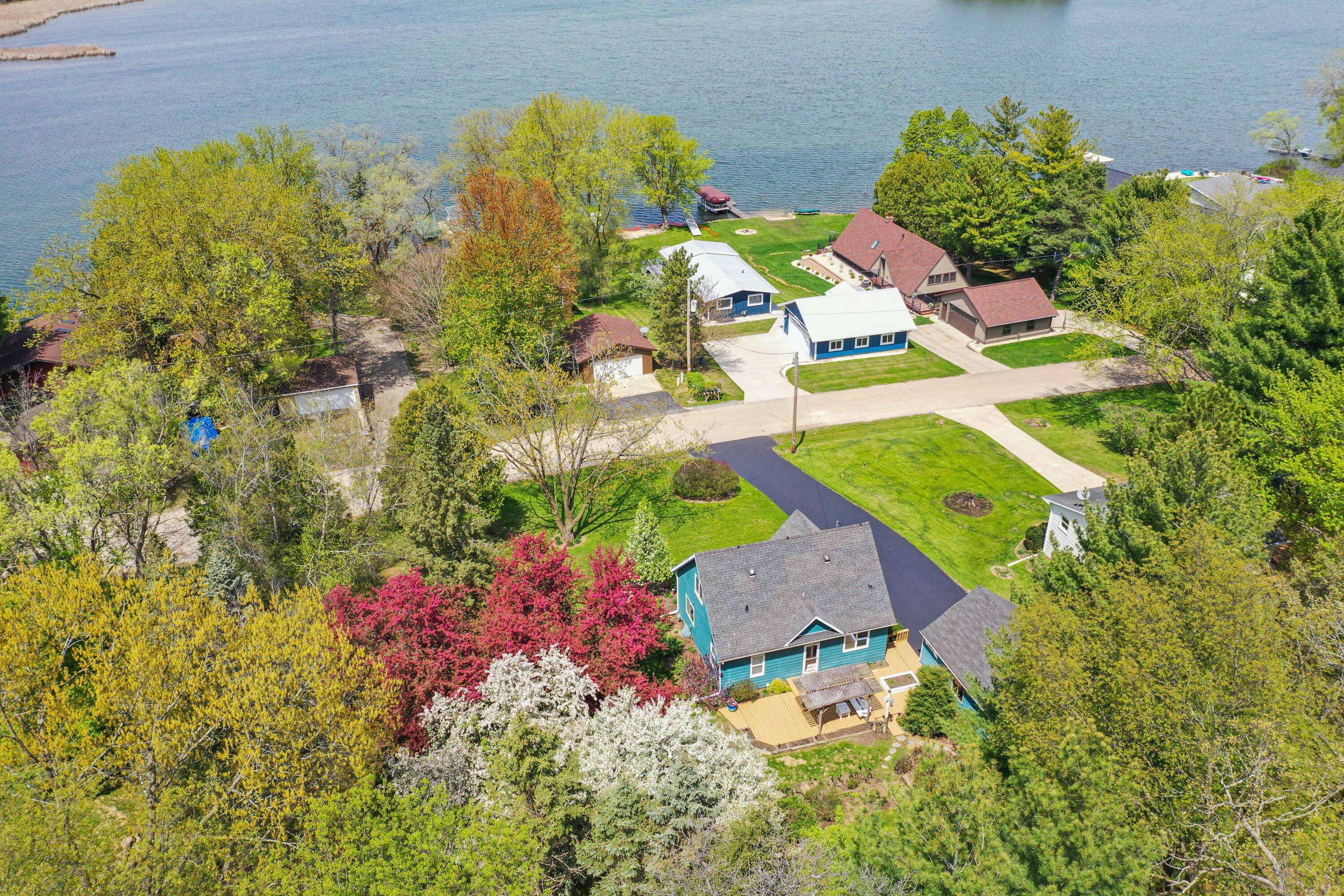 Richmond, WI 53190,N7008 Oakwood Rd