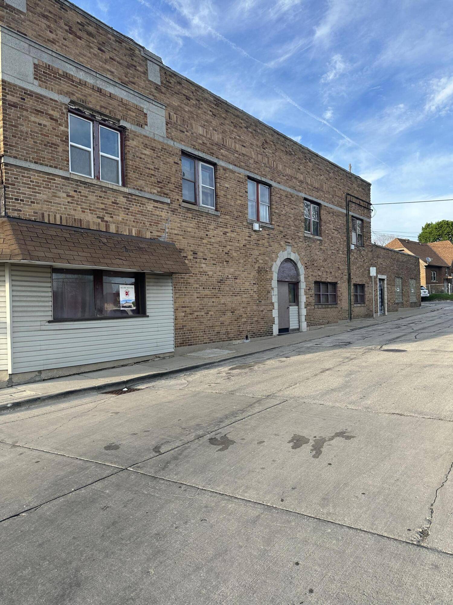 Milwaukee, WI 53209,4202 N Teutonia Ave