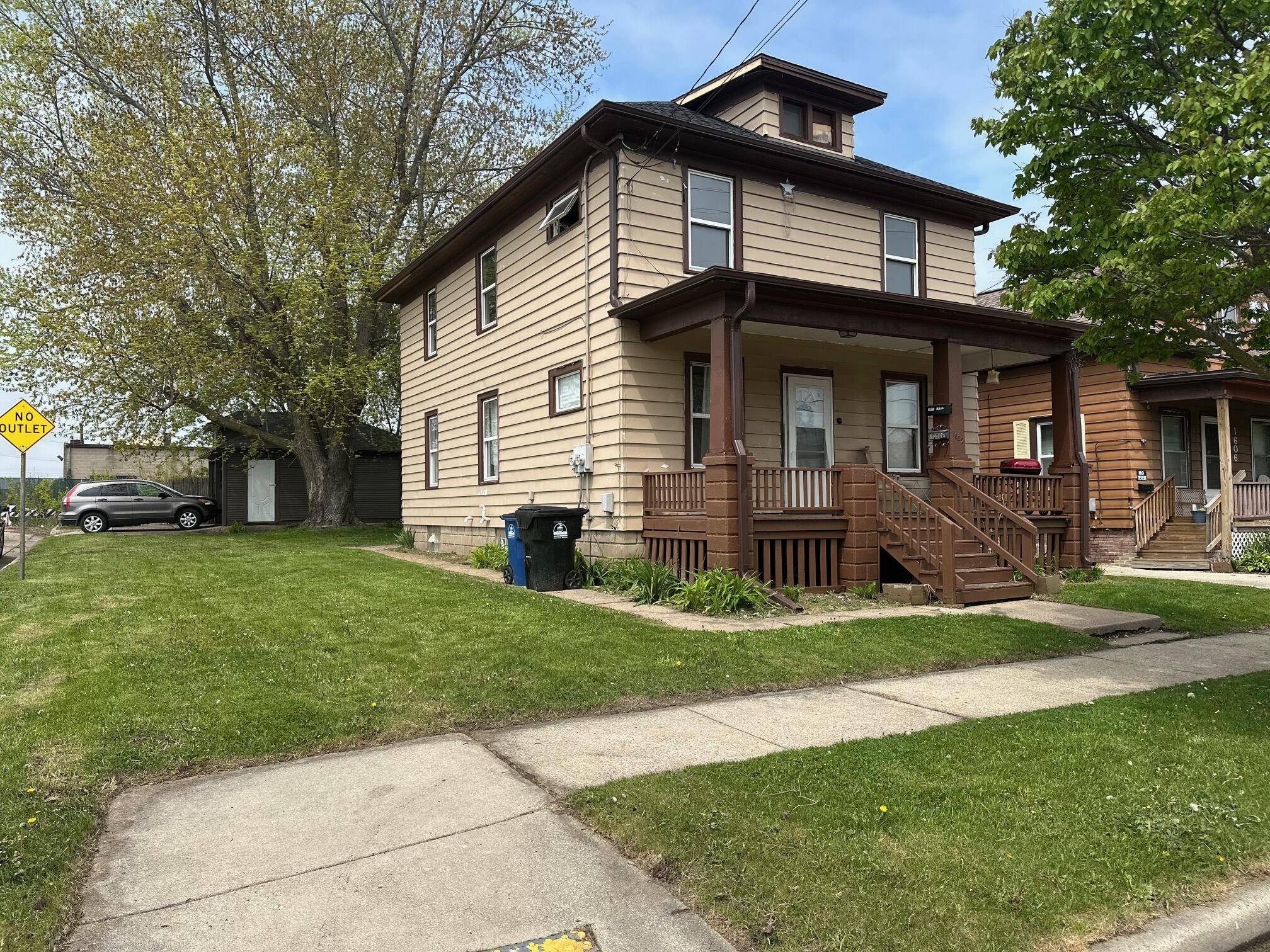 Racine, WI 53404,1602 Edgewood Ave