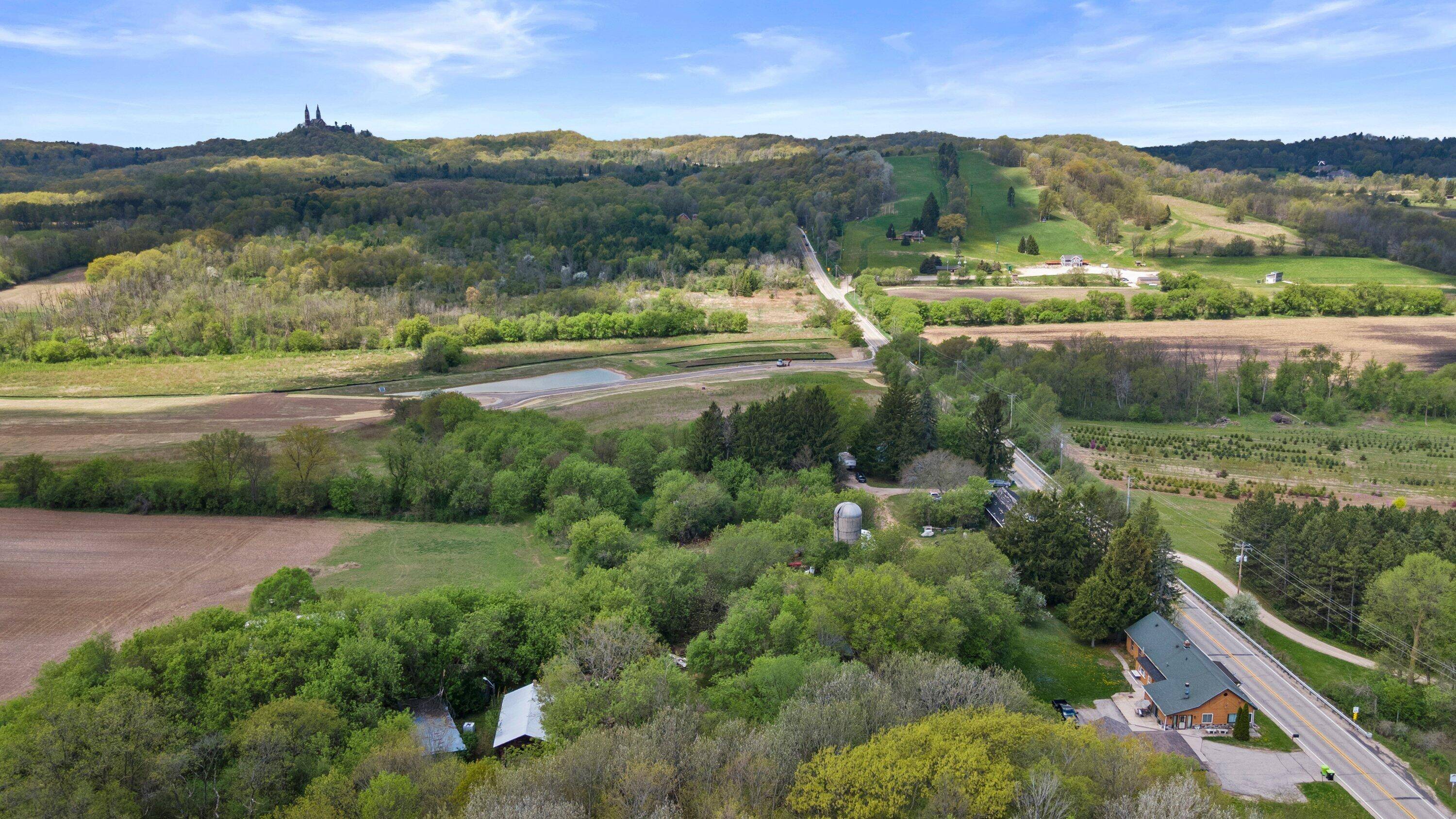 Erin, WI 53027,5365 State Highway 167 -