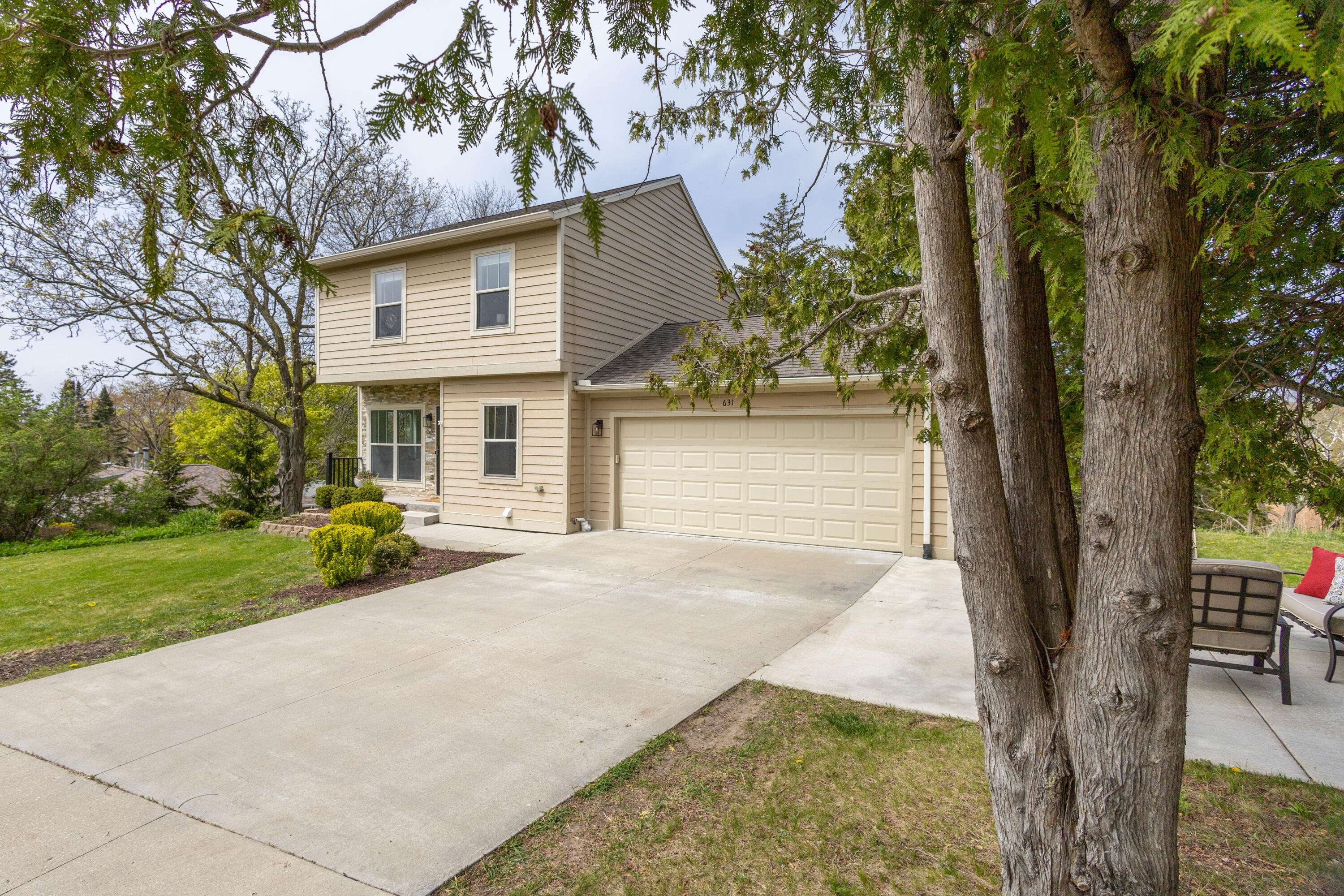 Port Washington, WI 53074,631 W Pierre Ln