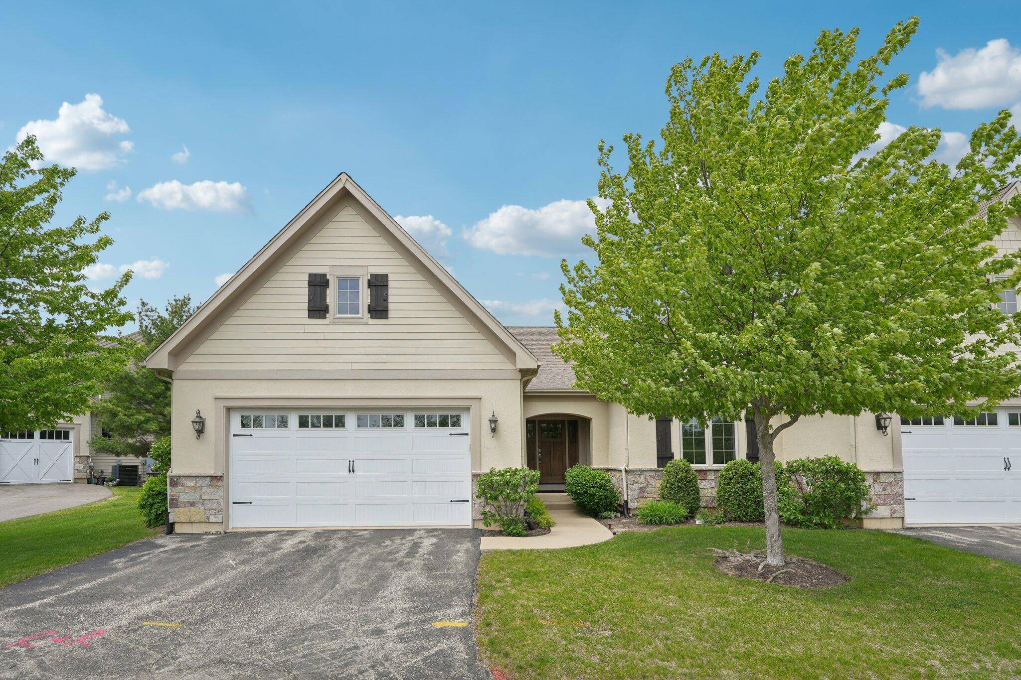 Geneva, WI 53147,2140 Prairie View Pt