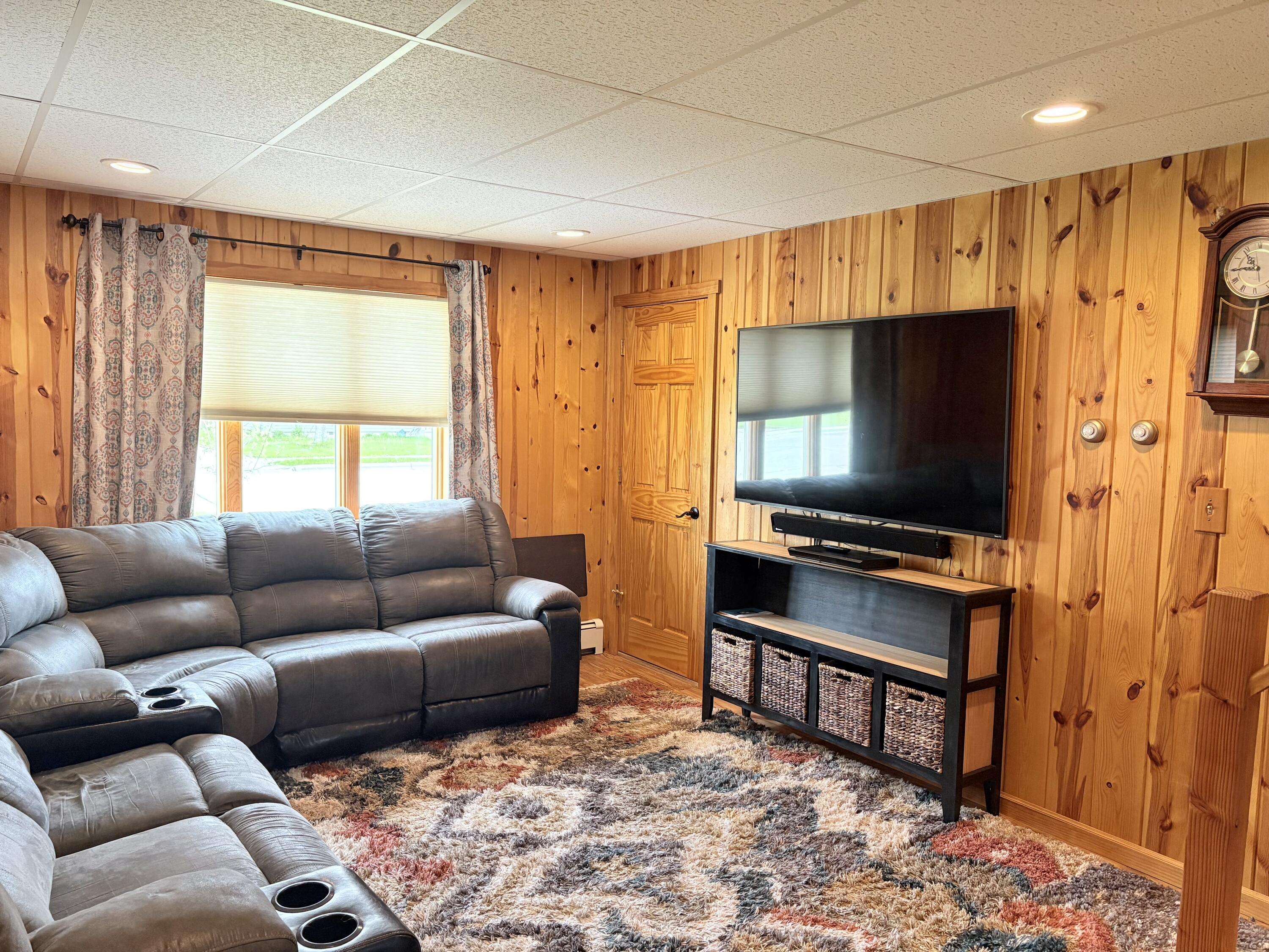 Two Rivers, WI 54241,2309 9th Pl