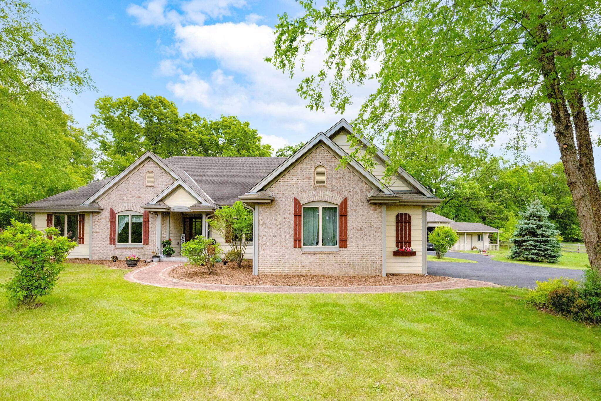 Eagle, WI 53119,W372S9930 Highway 67 -