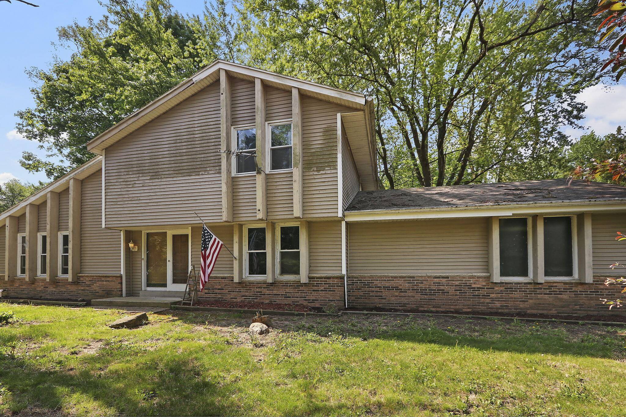 Sugar Creek, WI 53121,N7094 Evergreen Ln