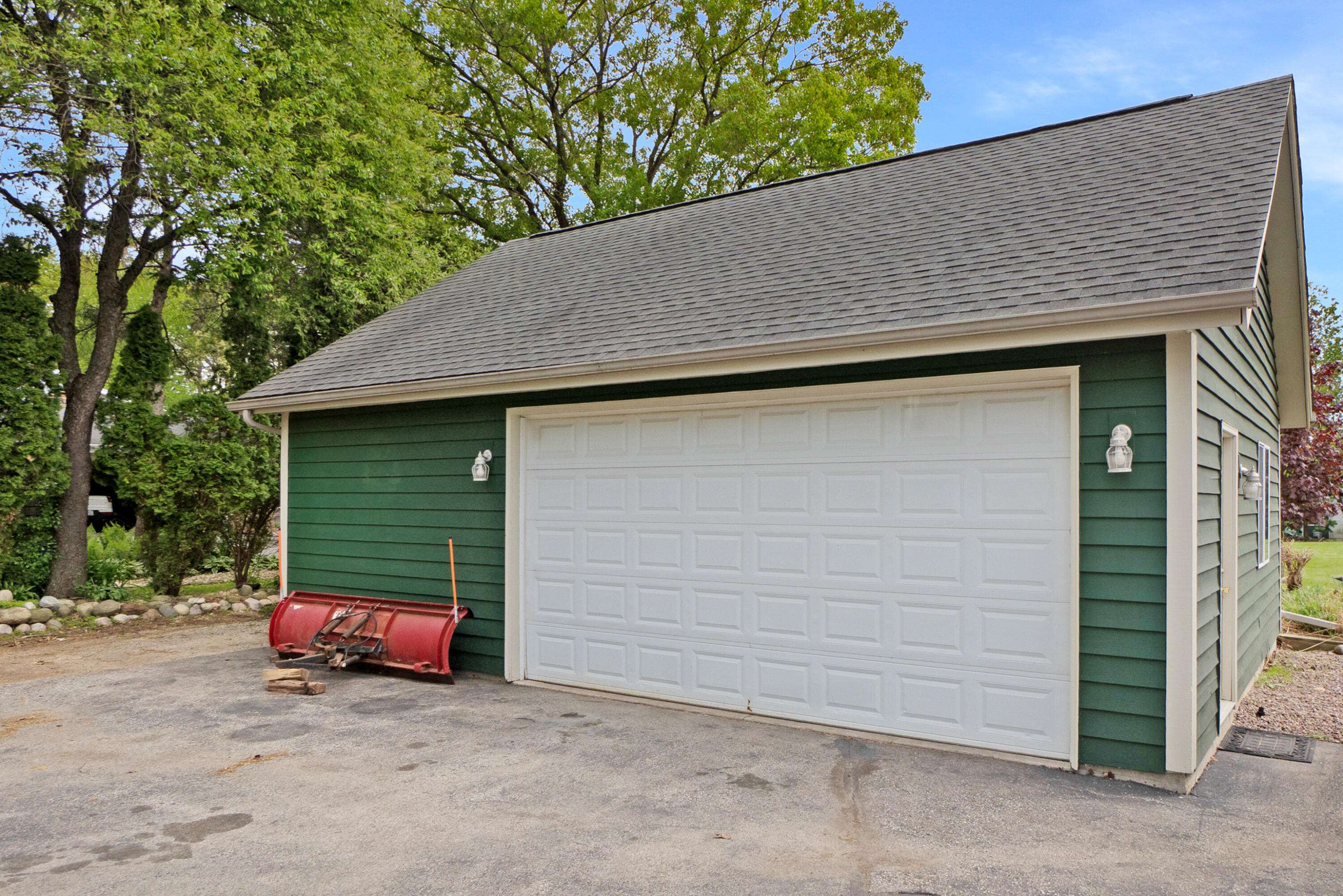 Merton, WI 53029,N74W29151 Winzer Rd