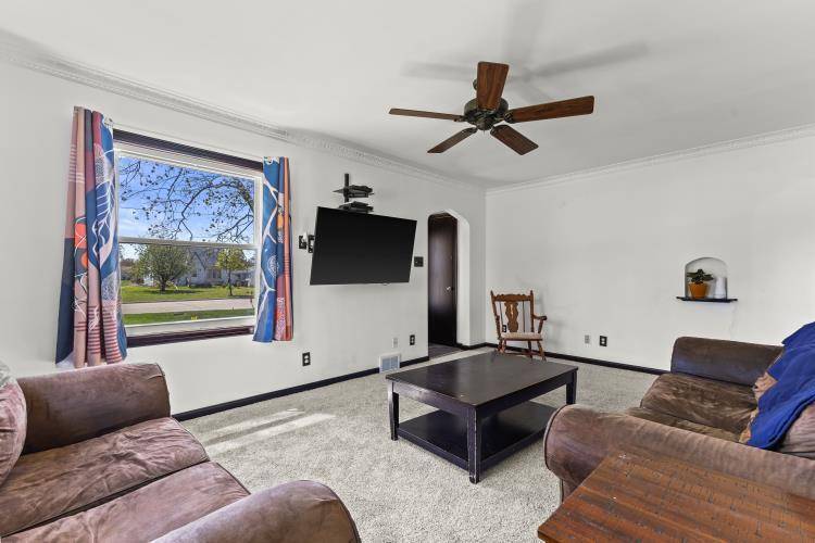 Greenfield, WI 53220,6510 W Cold Spring Rd